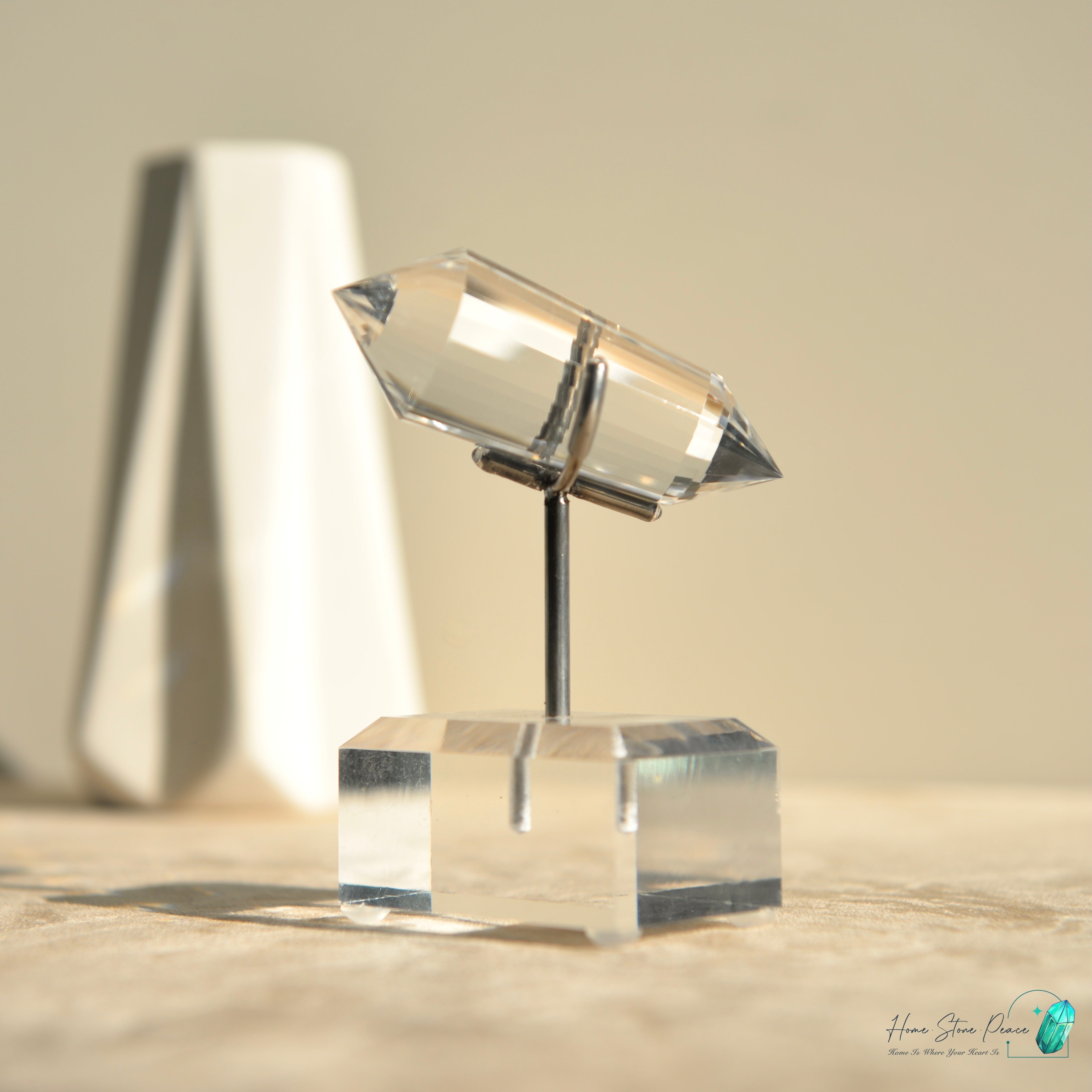 純手工沃格爾白水晶 (24面) Handcrafted Clear Quartz Vogel Cut (24 sides)