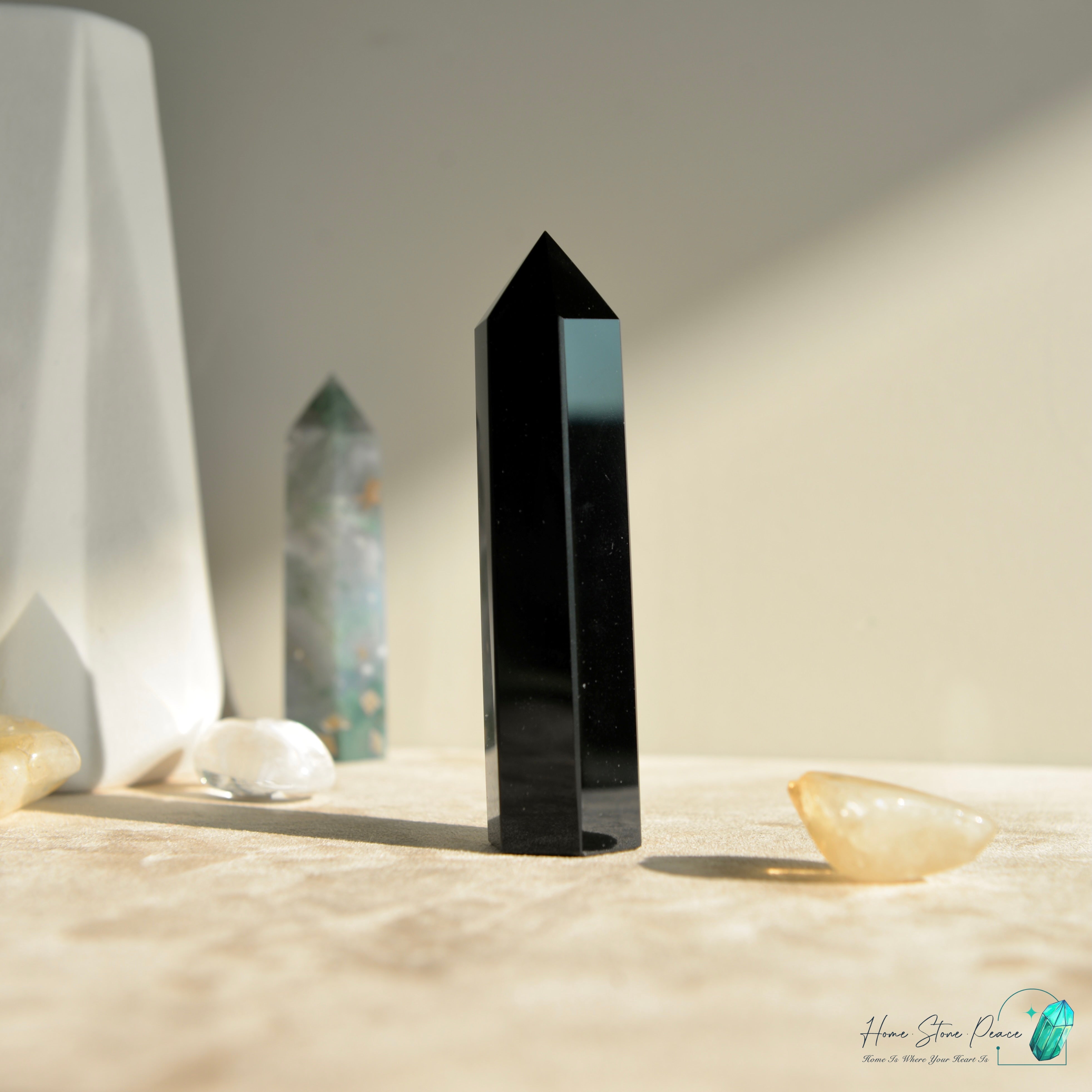 黑曜石小柱 Small Obsidian Tower