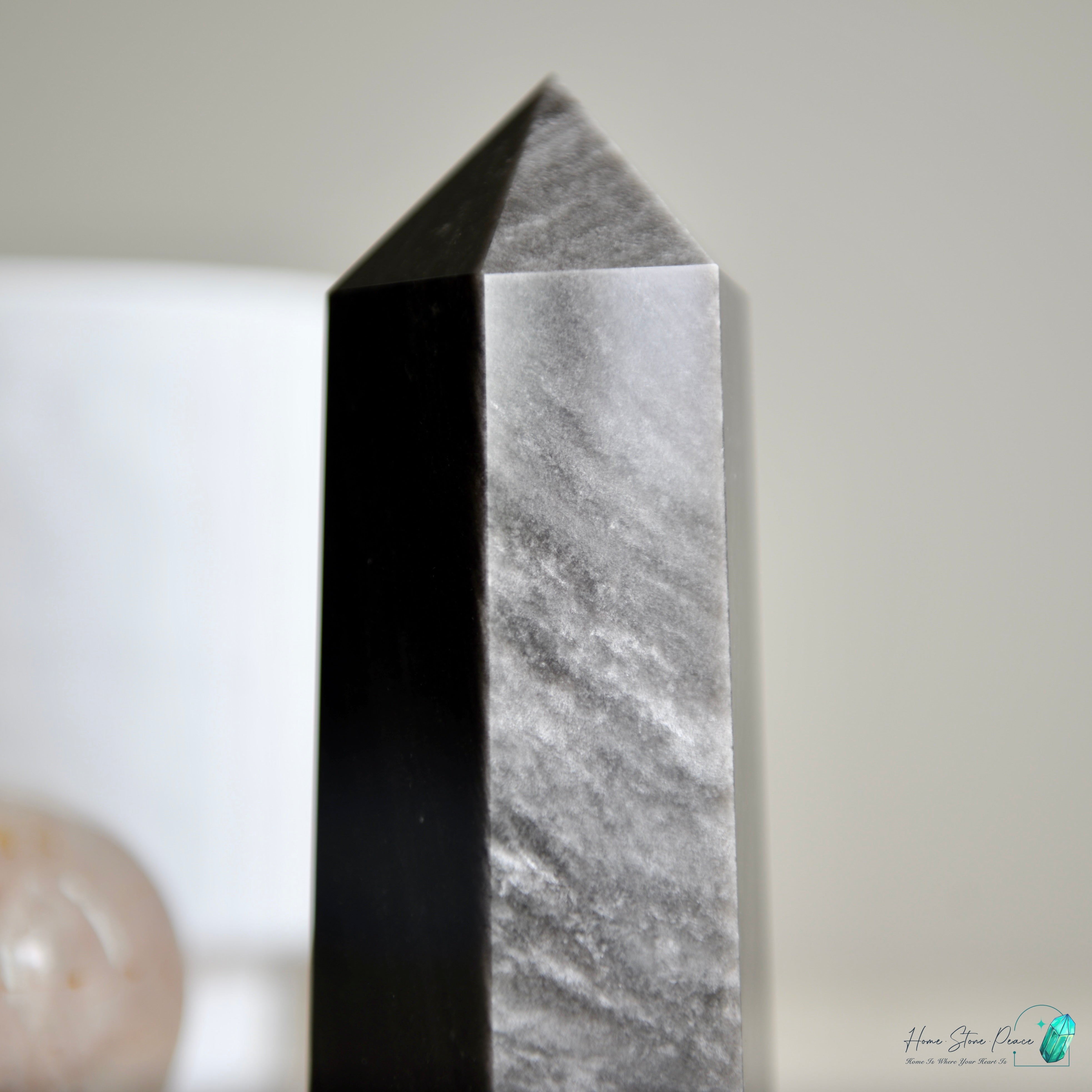 銀曜石柱(中型) Silver Sheen Obsidian Tower (Palm-Size)