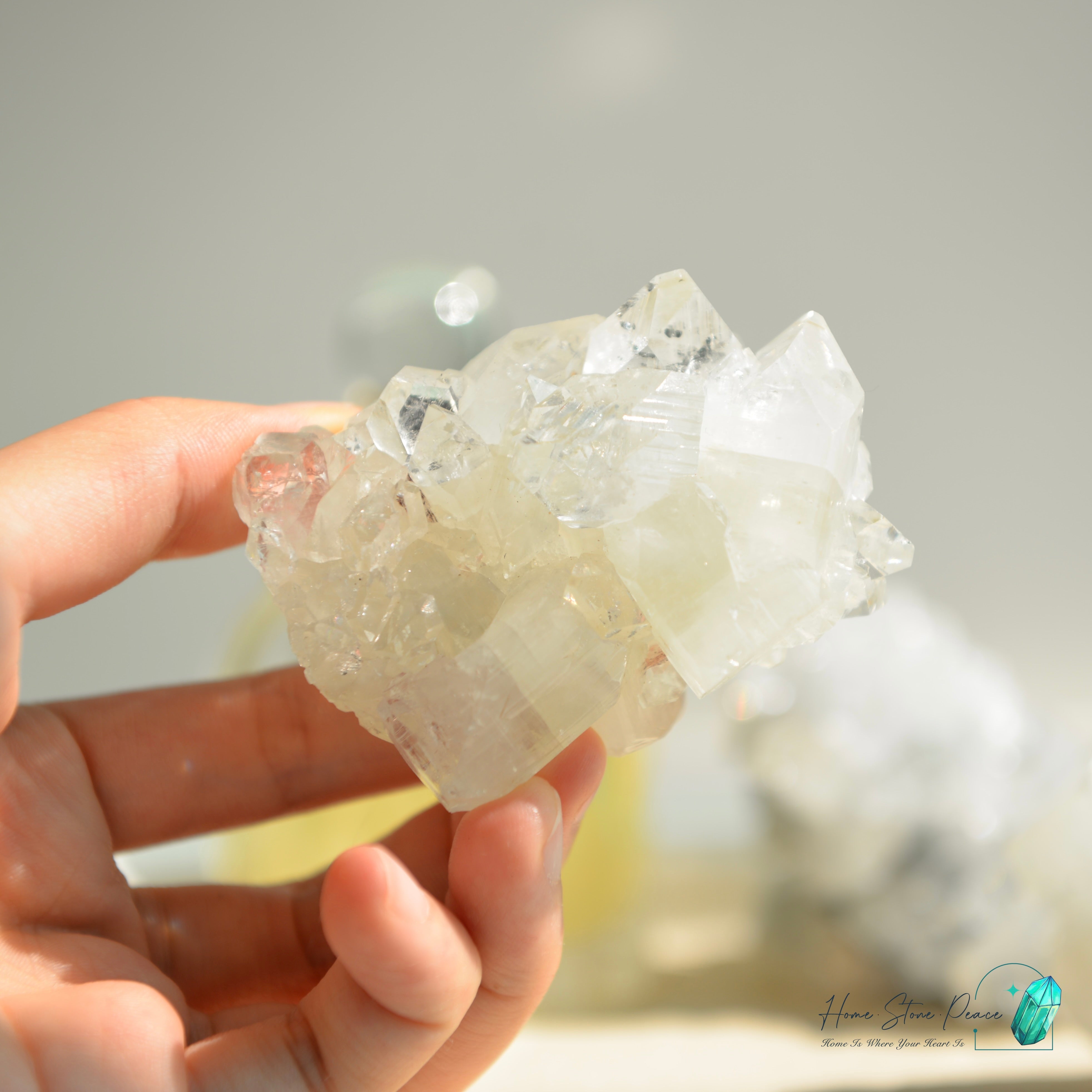 精品印度綠魚眼石原石 プレミアムインディアングリーンアポフィライトクラスター