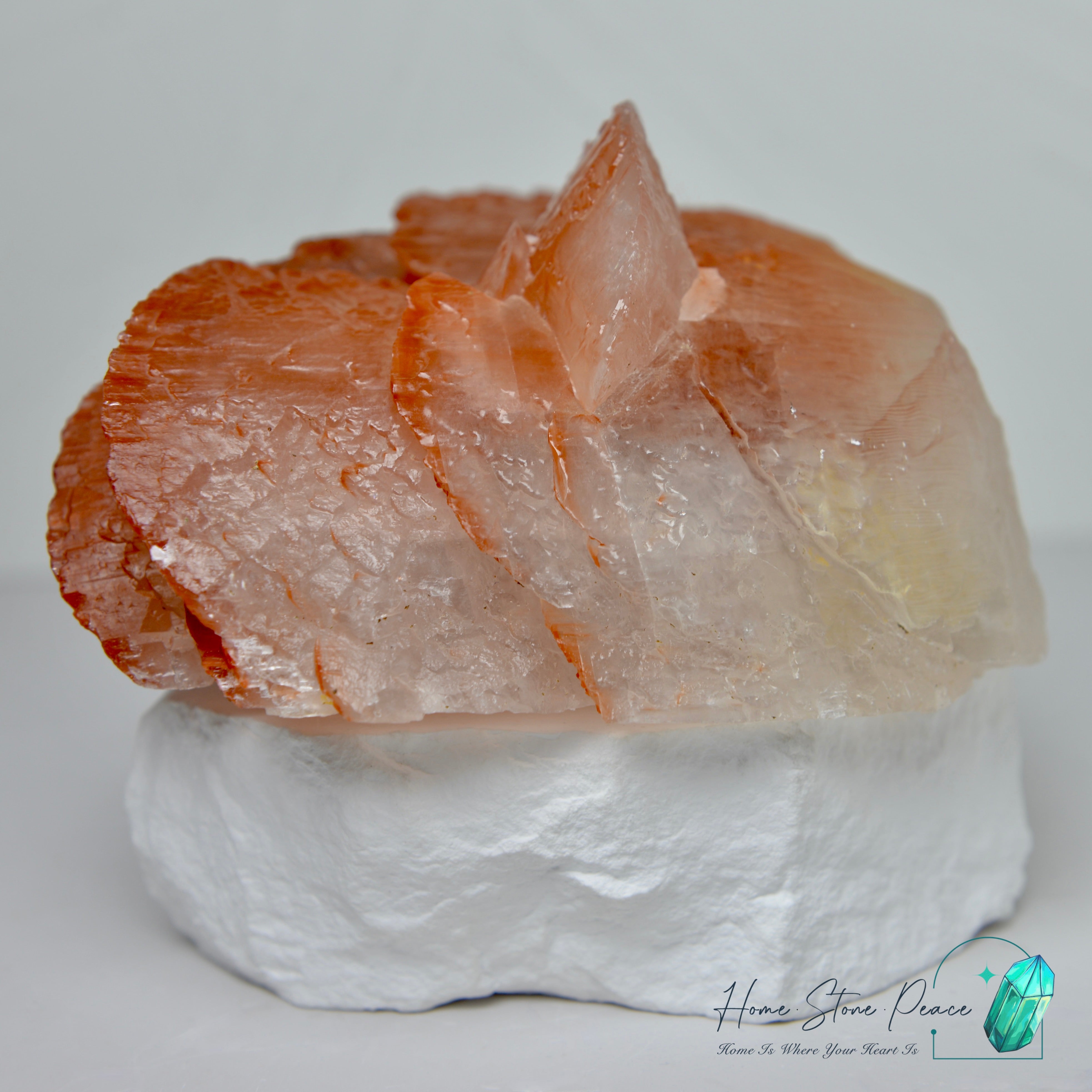 <tc>大きなバラの形の赤い方解石クラスター</tc>