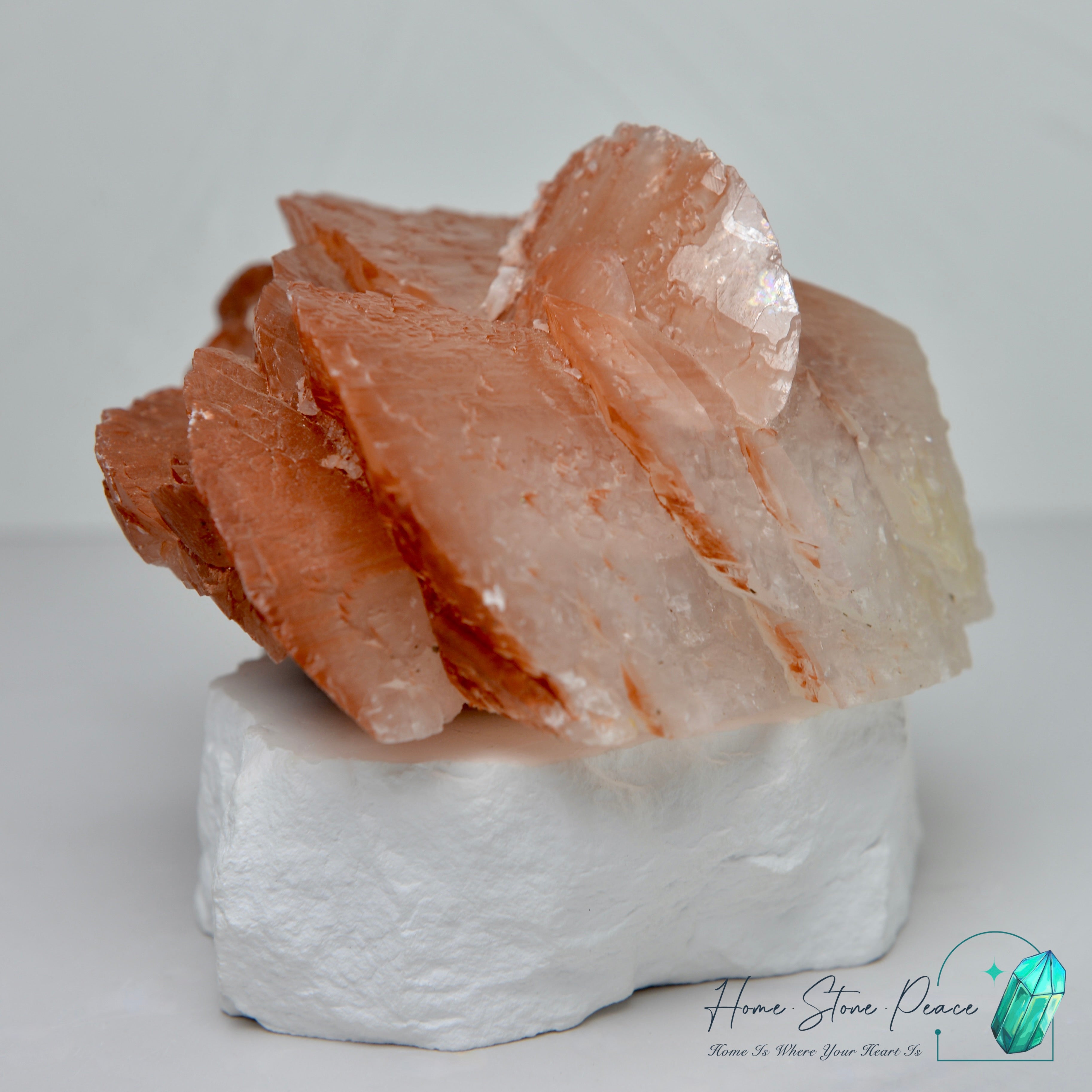 <tc>大きなバラの形の赤い方解石クラスター</tc>