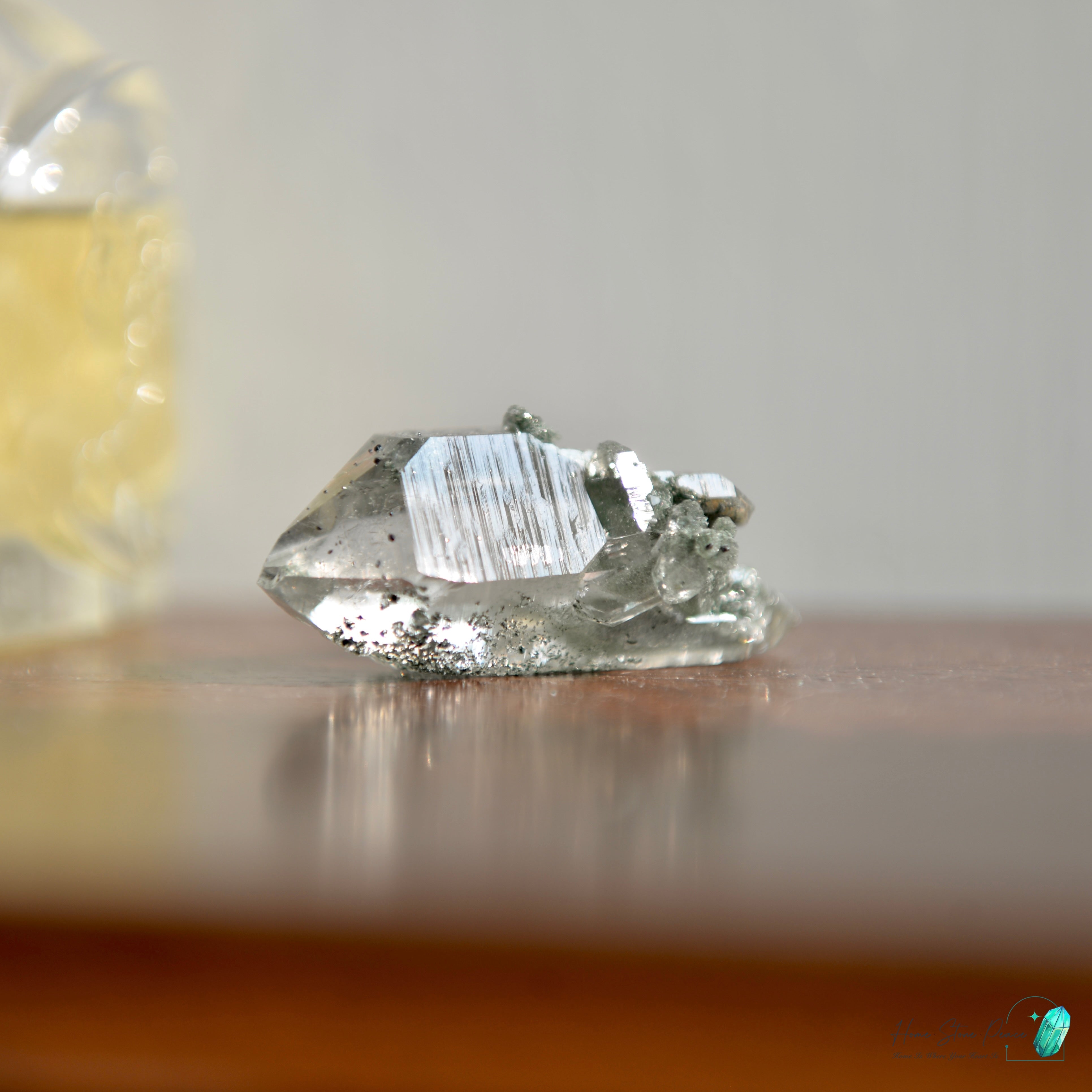 精品喜馬拉雅山綠泥共生水晶 Premium Himalayan Quartz with Green Chlorite