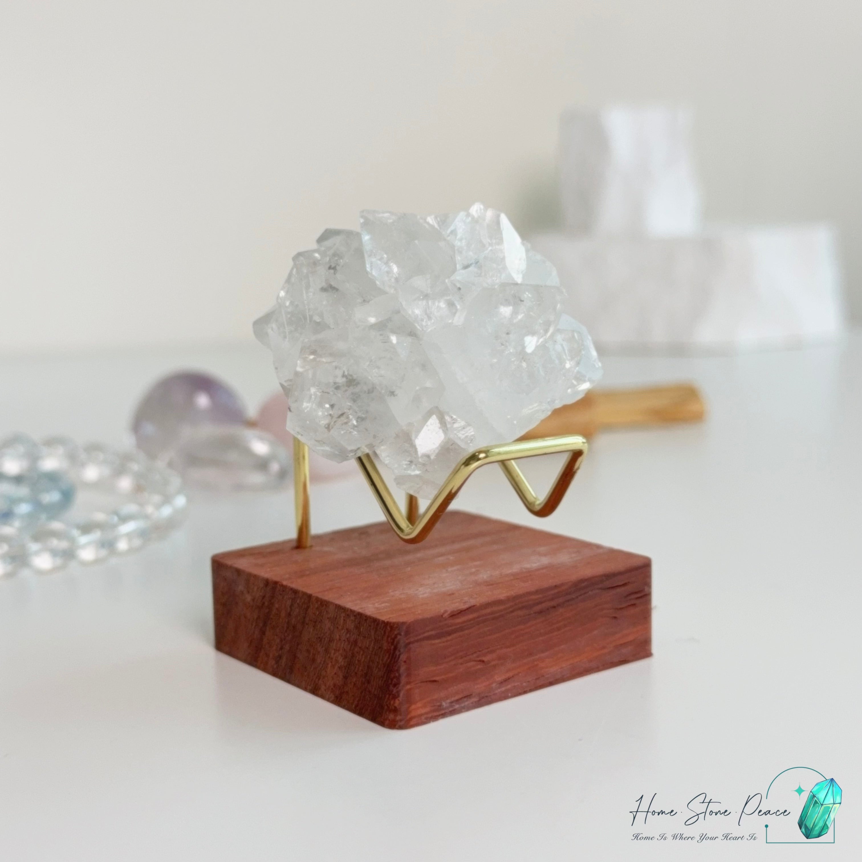 鑽石魚眼石 Diamond Apophyllite Cluster