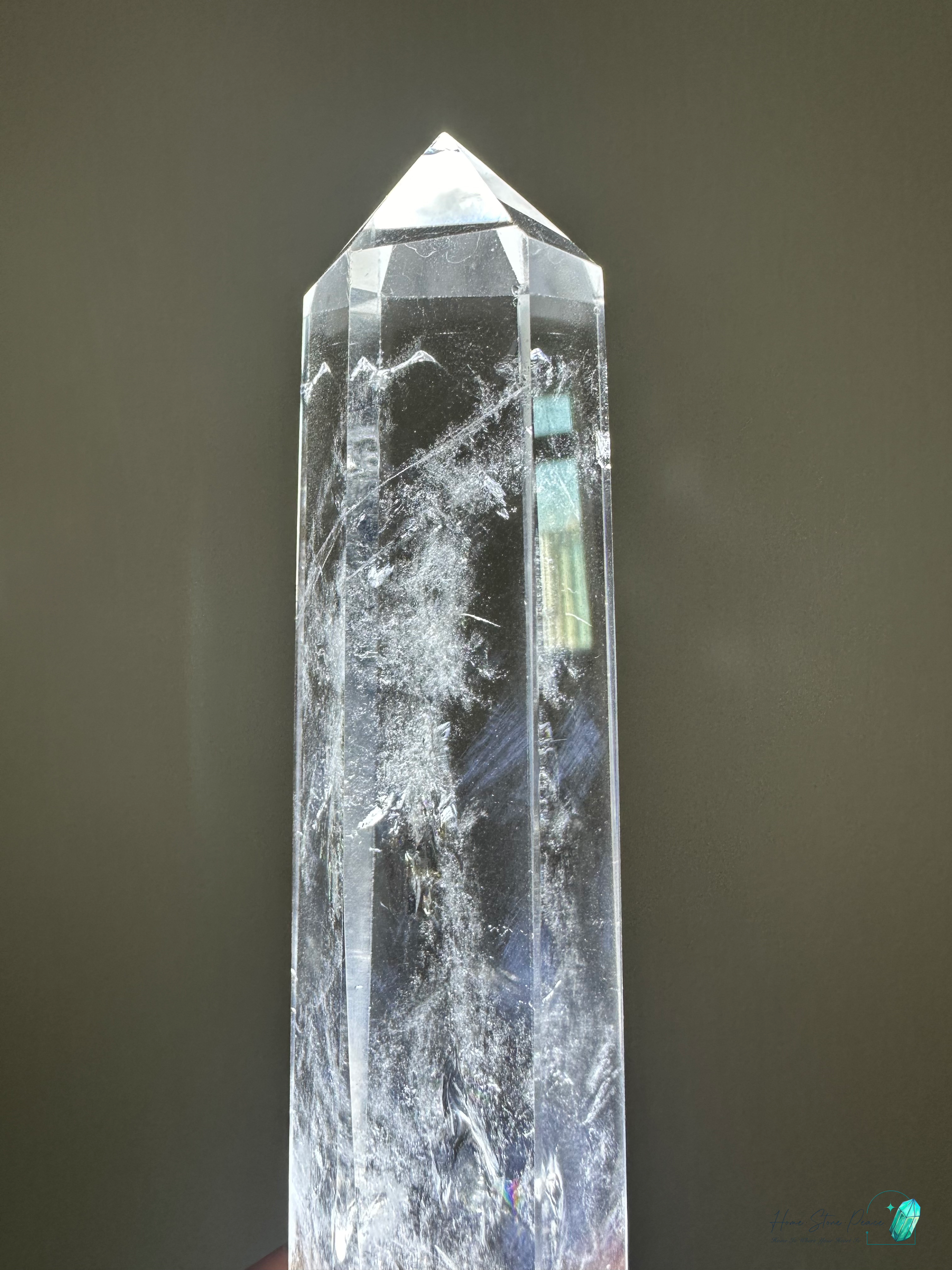 白水晶藍煙柱 Clear Quartz Tower with Blue Smoke