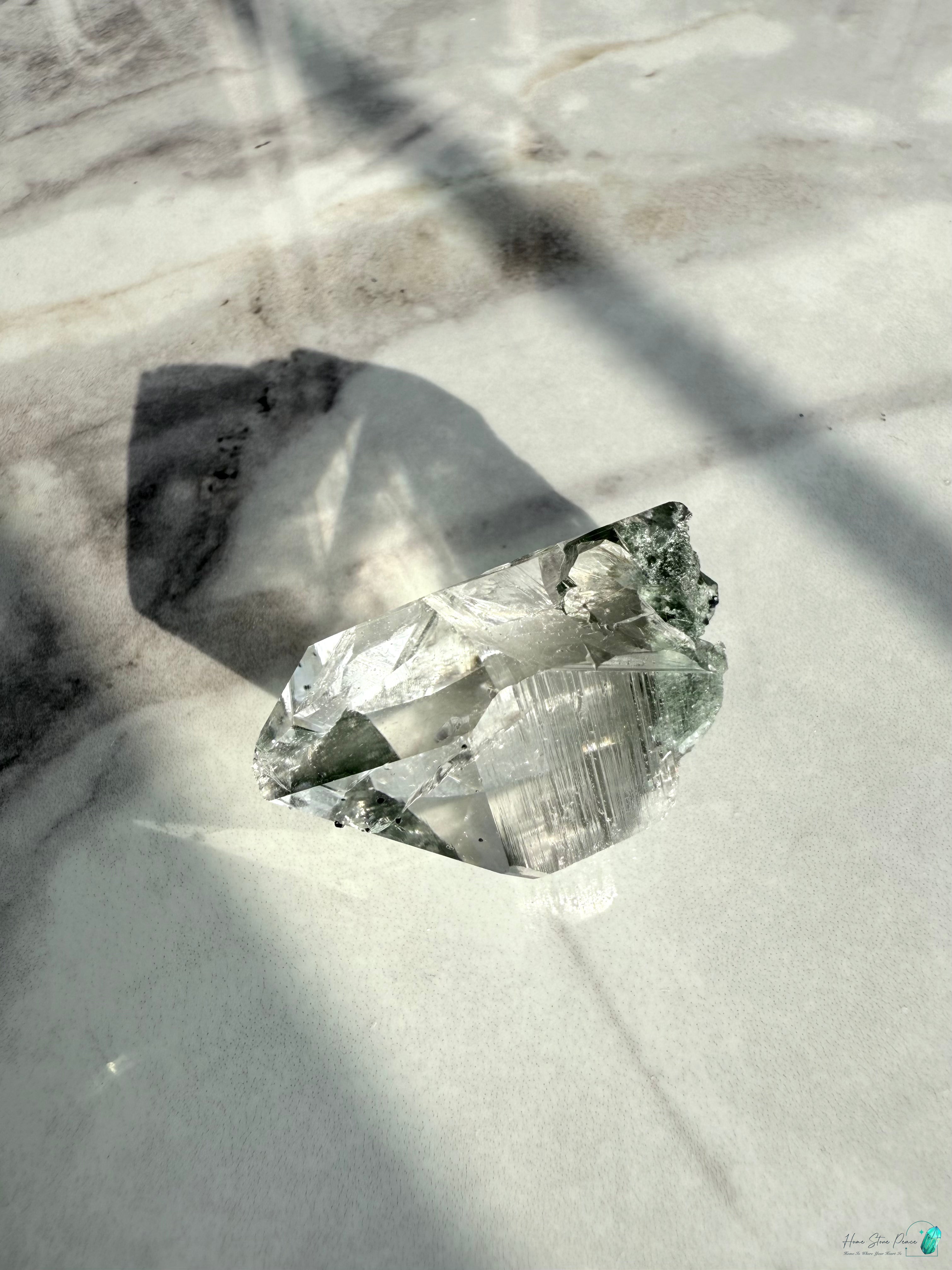 精品喜馬拉雅山綠泥共生水晶 Premium Himalayan Quartz with Green Chlorite