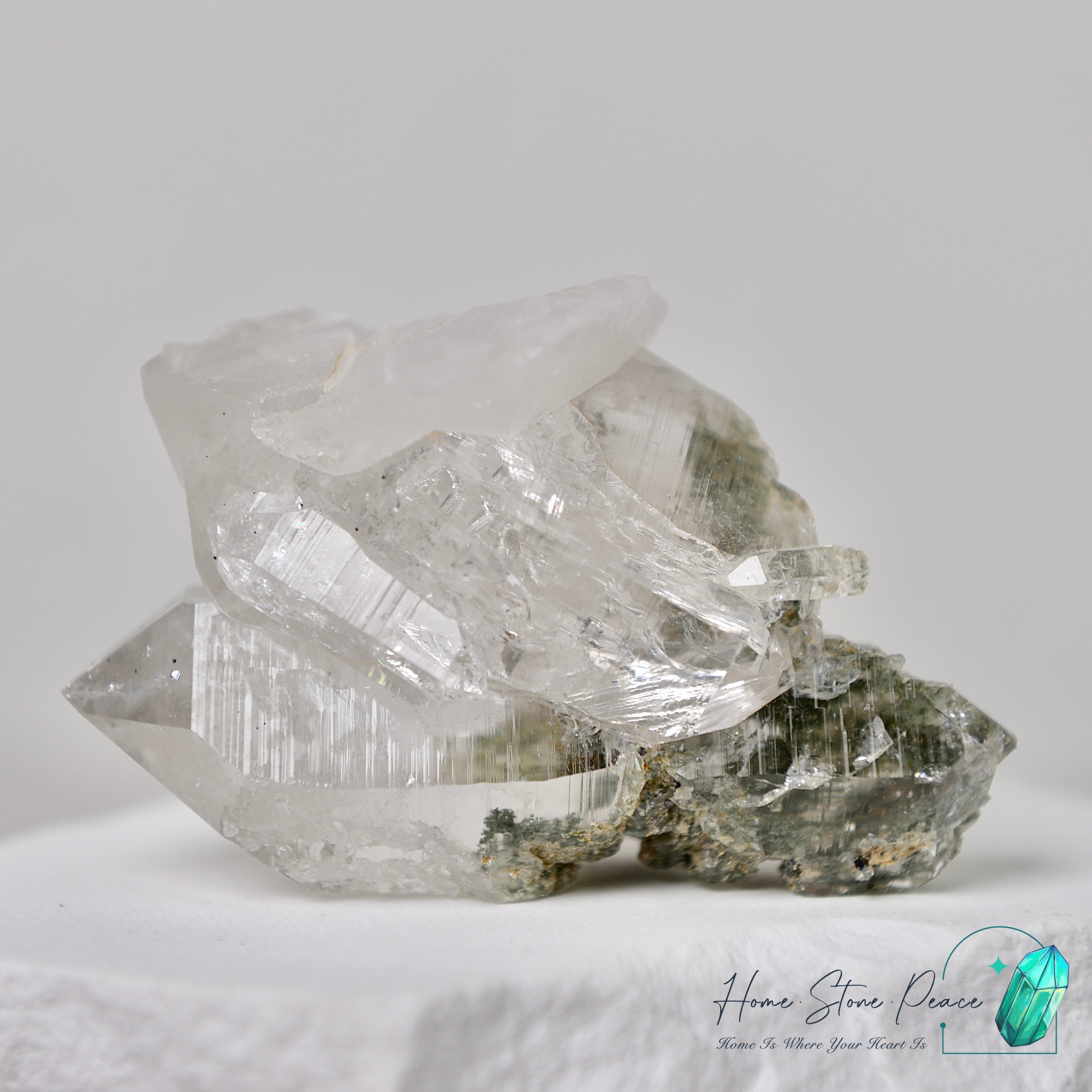 <tc>グリーンファントム入りヒマラヤ水晶（クローライト）</tc>