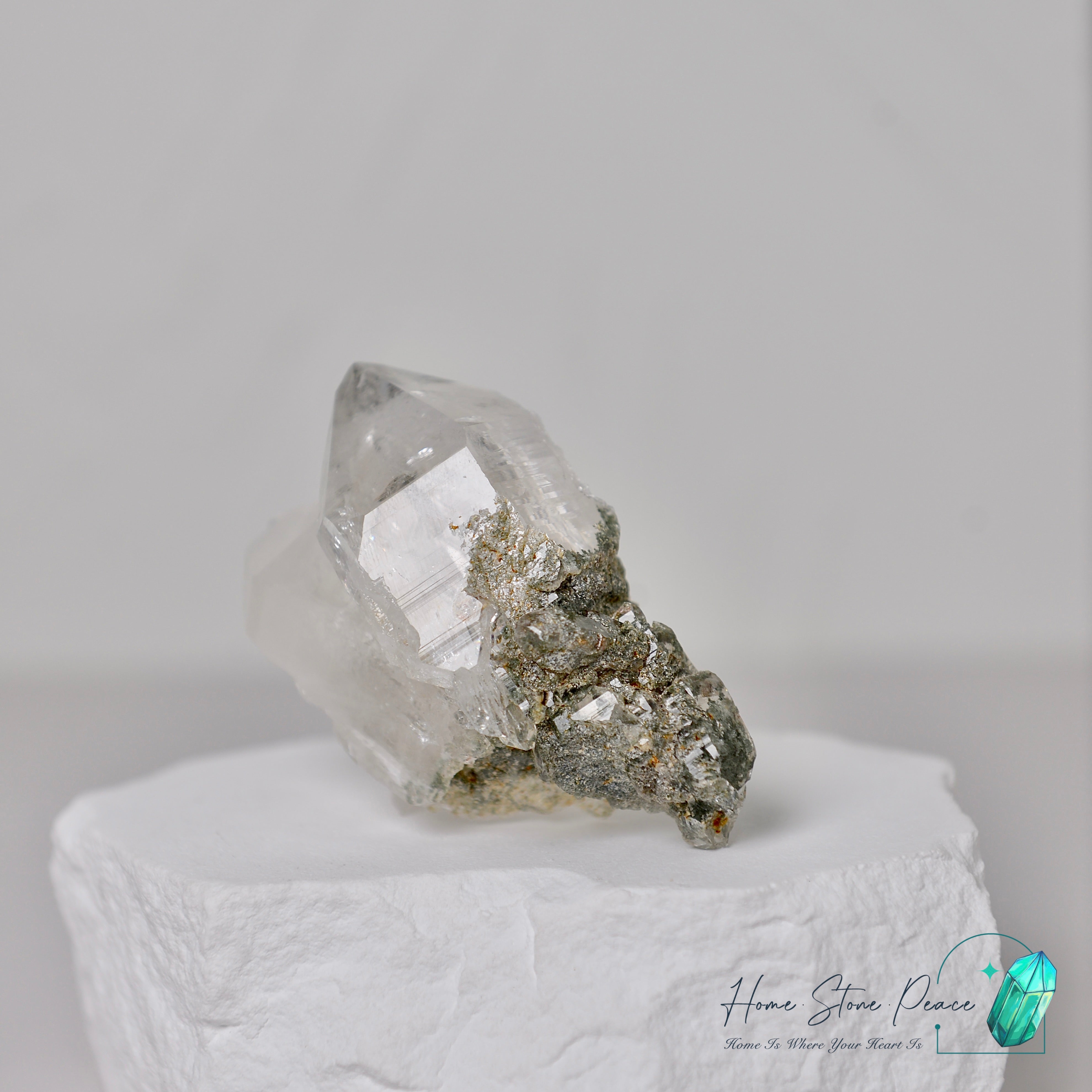 <tc>グリーンファントム入りヒマラヤ水晶（クローライト）</tc>