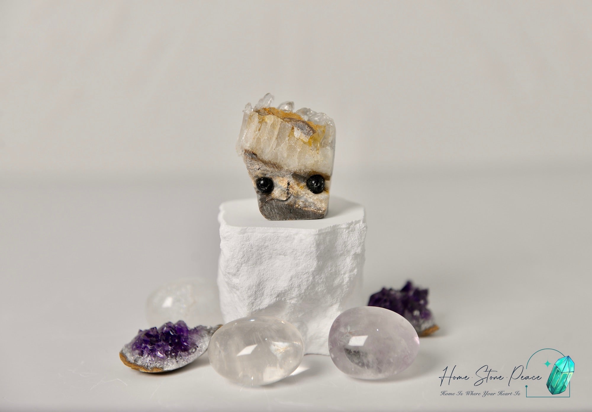 白水晶小刺蝟 Quartz Hedgehog