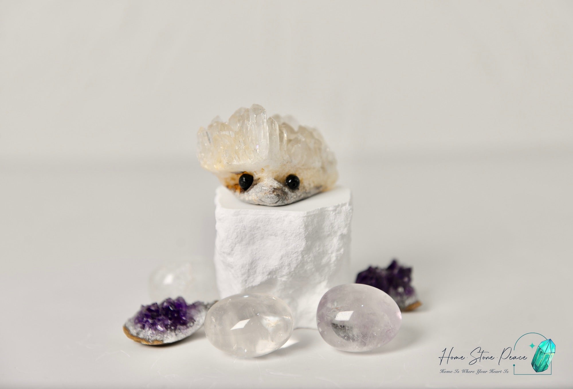 白水晶小刺蝟 Quartz Hedgehog