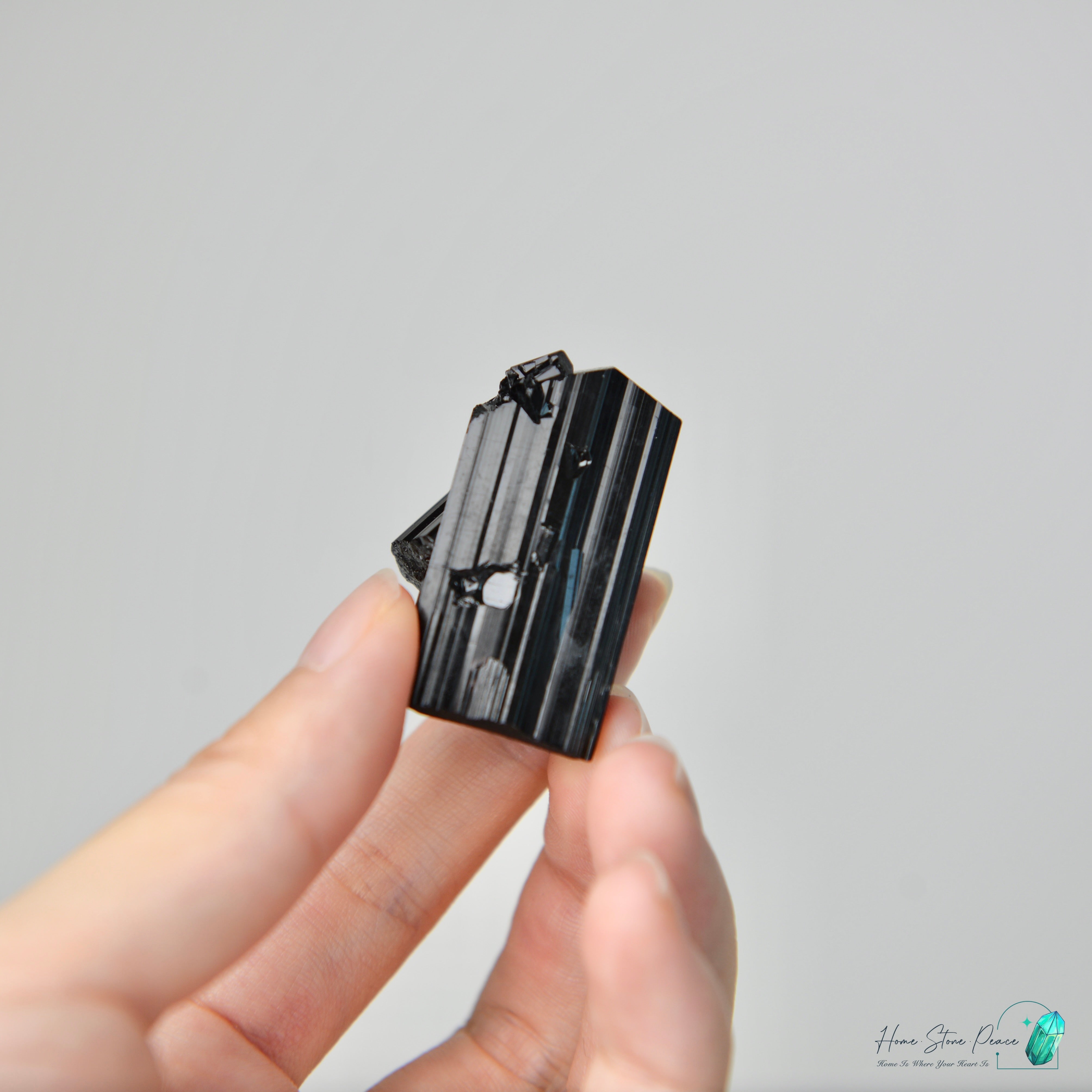 莫桑比克黑碧璽原石 Premium Mozambique Black Tourmaline