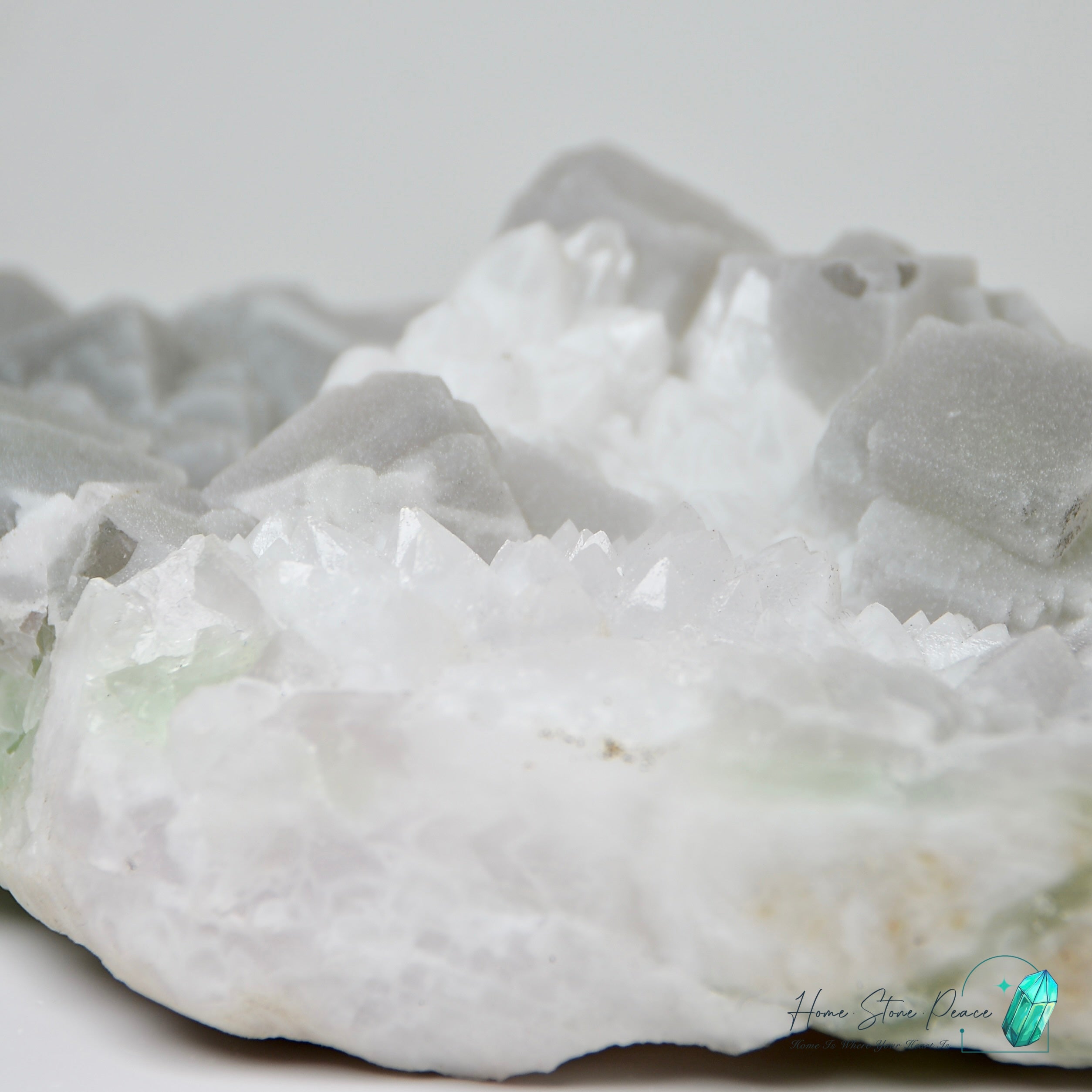 白雪砂糖螢石原石 Snowy Sugar Fluorite Cluster