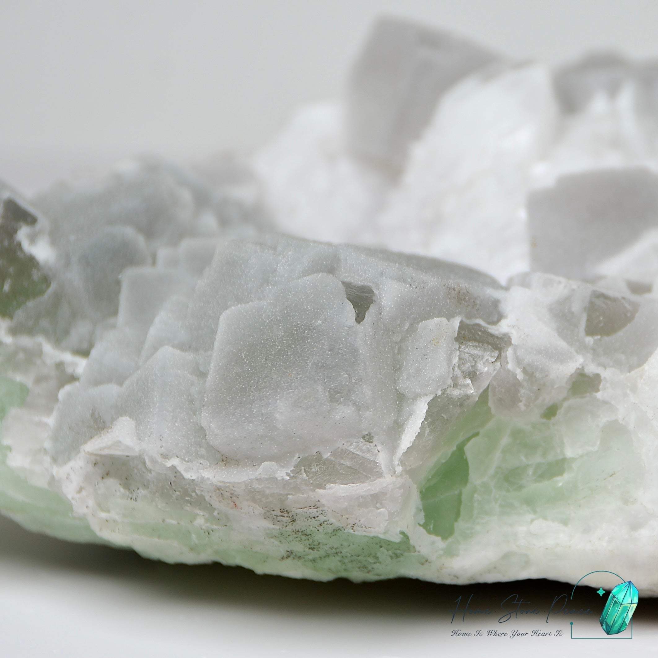 白雪砂糖螢石原石 Snowy Sugar Fluorite Cluster