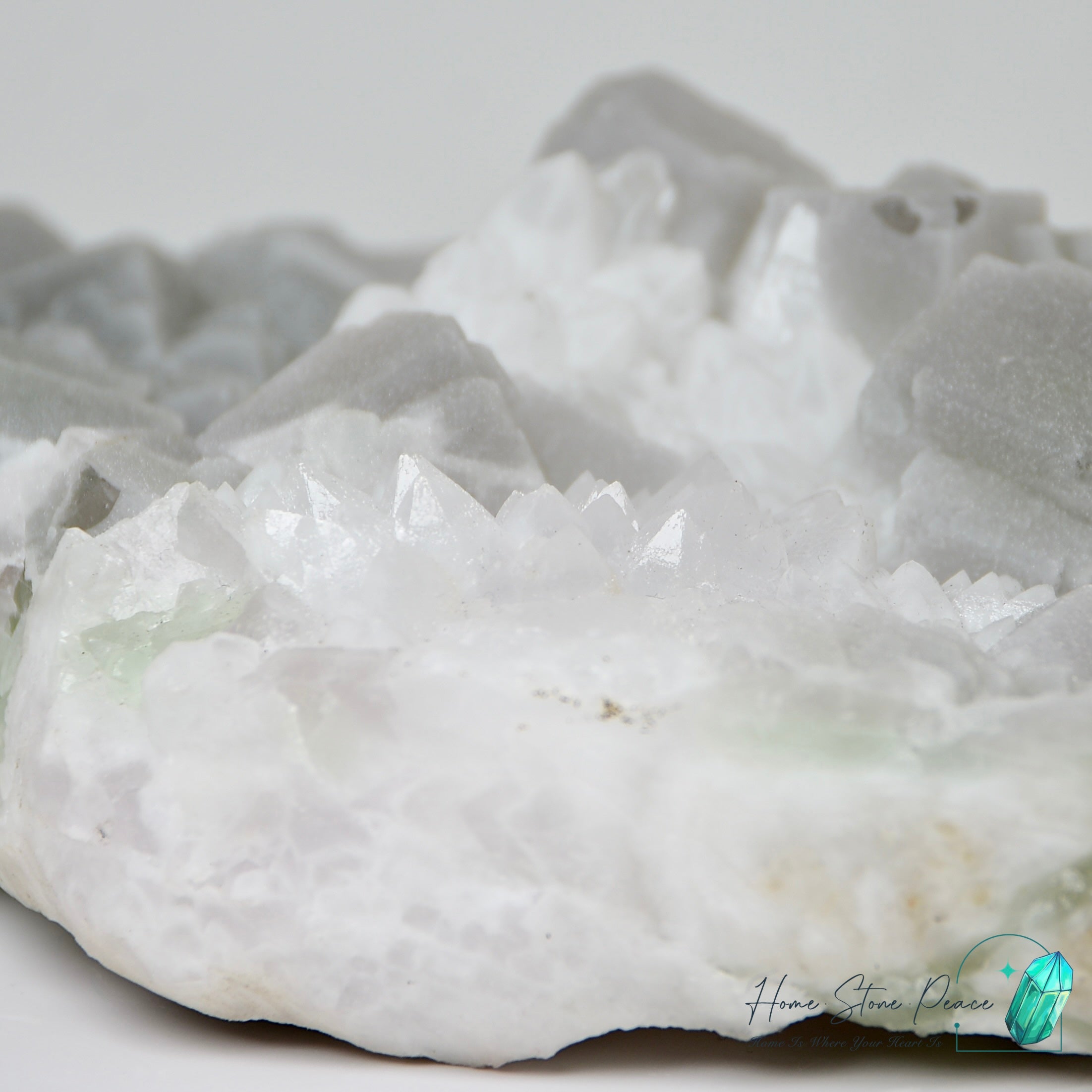 白雪砂糖螢石原石 Snowy Sugar Fluorite Cluster