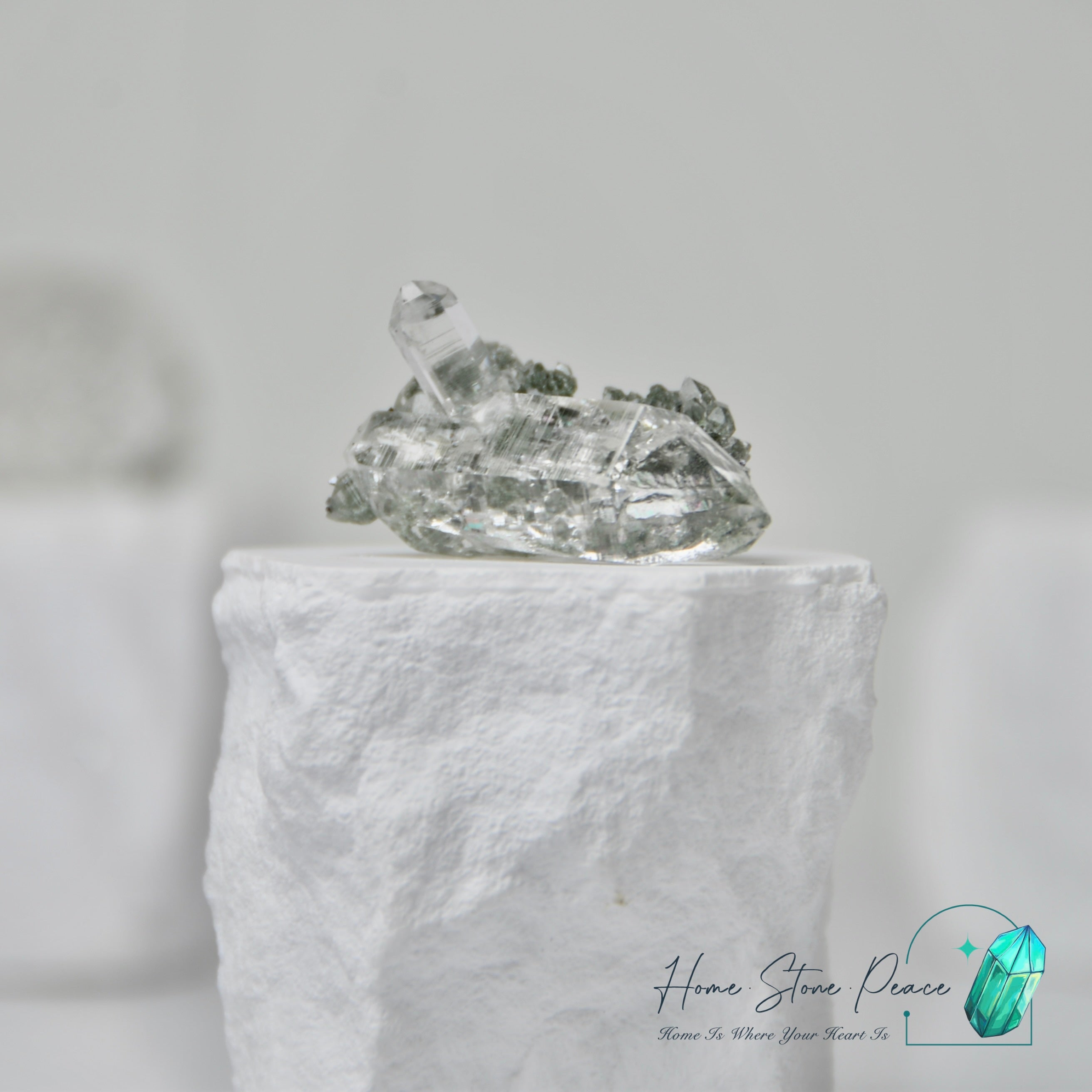 <tc>グリーンファントム入りヒマラヤ水晶（クローライト）</tc>