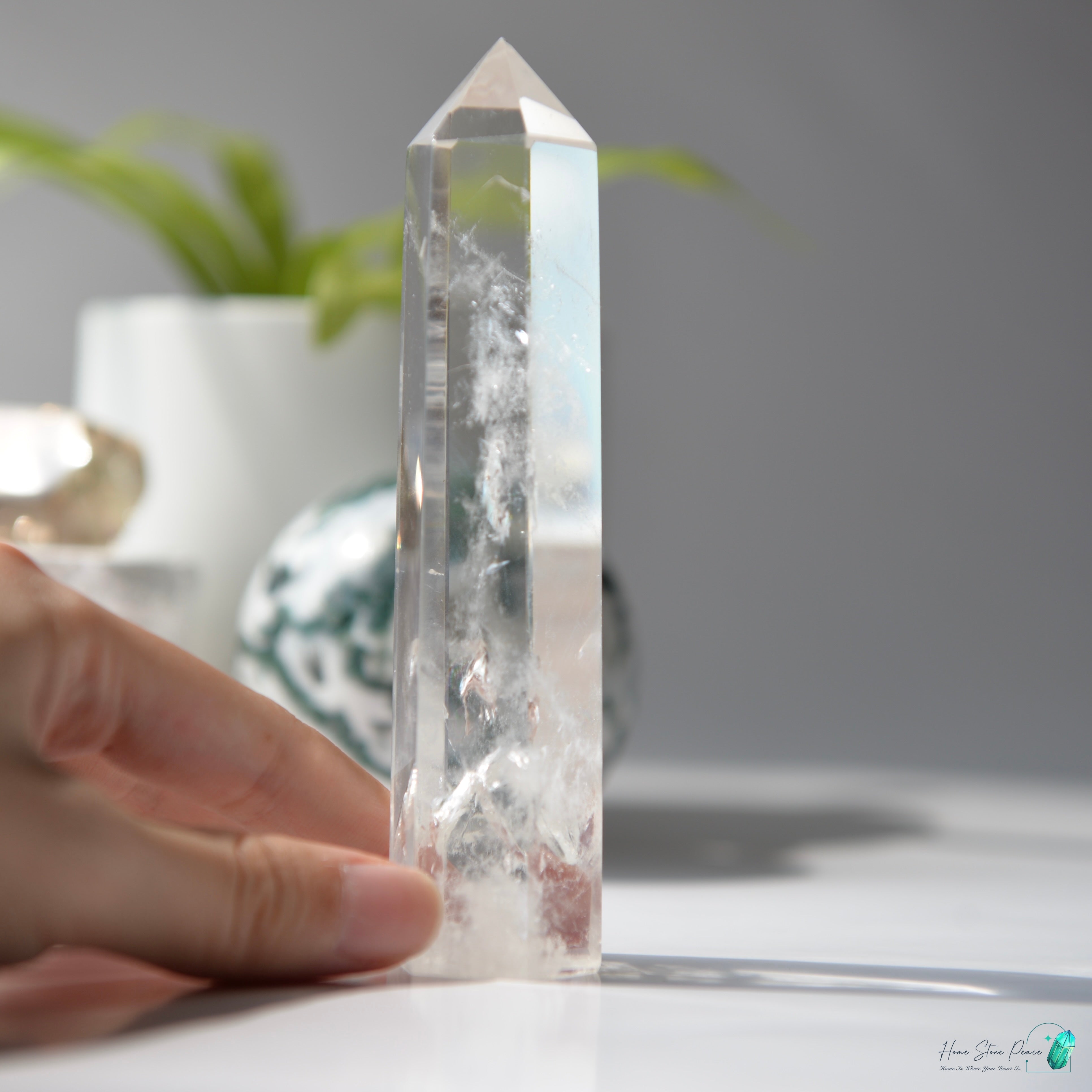 白水晶藍煙柱 Clear Quartz Tower with Blue Smoke