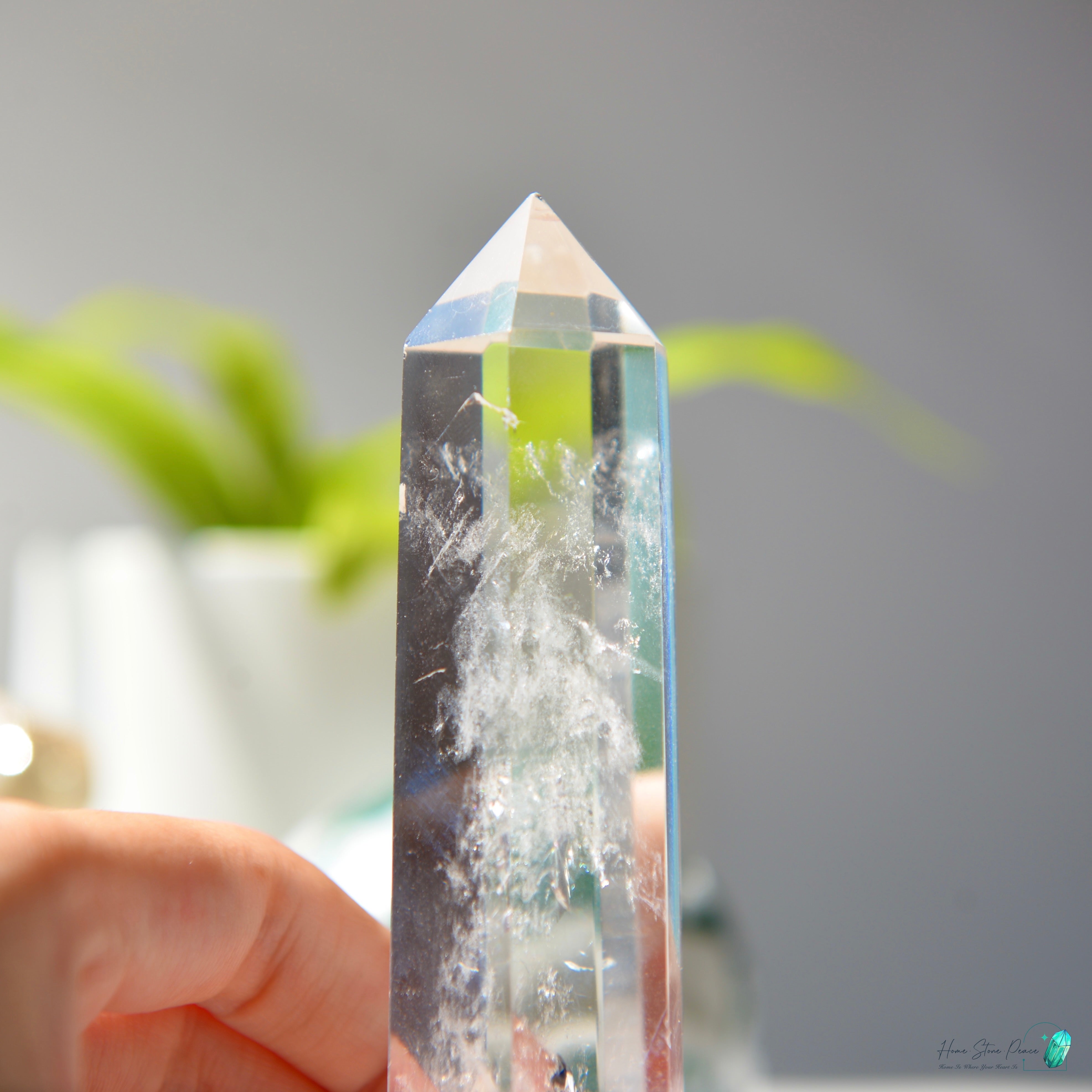 白水晶藍煙柱 Clear Quartz Tower with Blue Smoke
