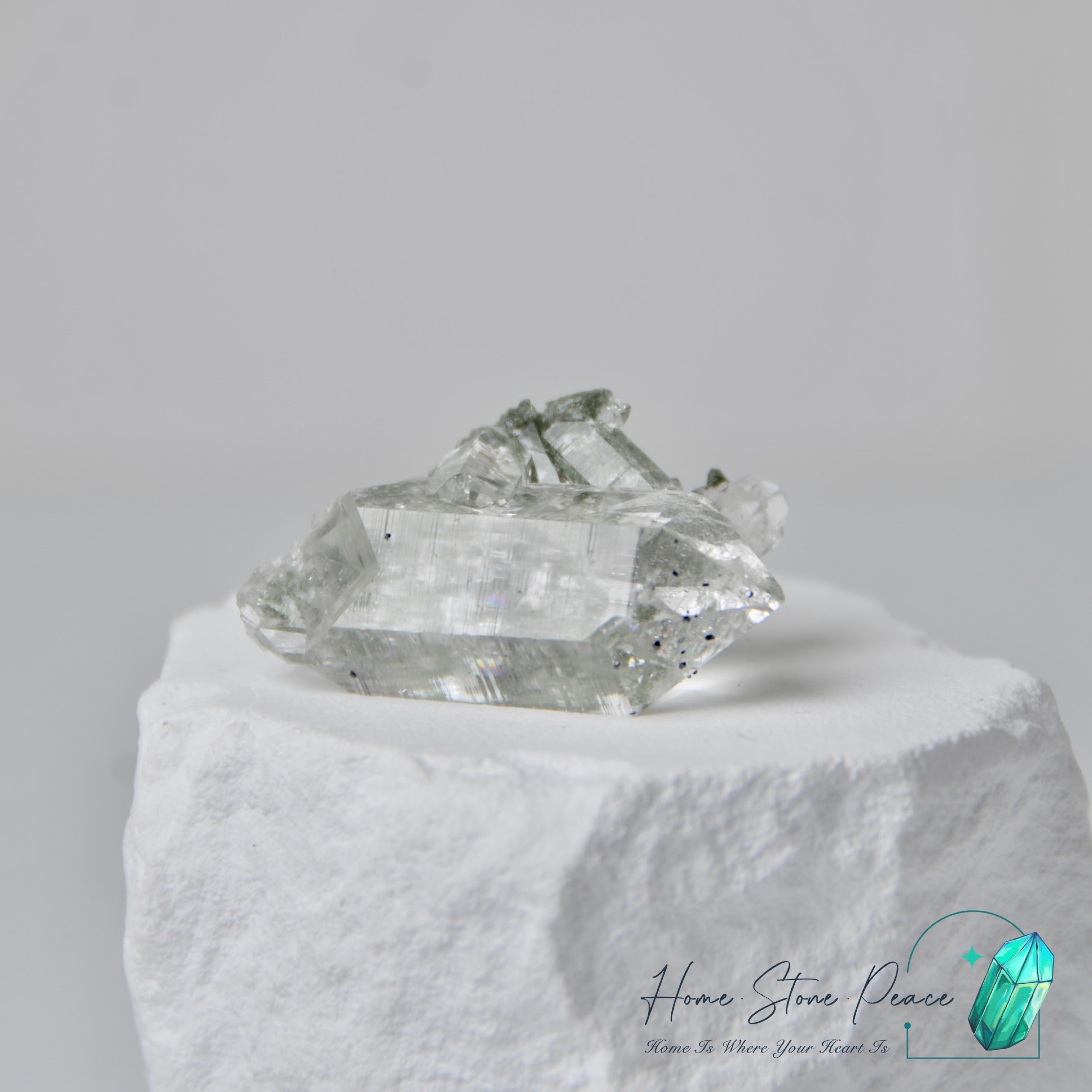 <tc>グリーンファントム入りヒマラヤ水晶（クローライト）</tc>