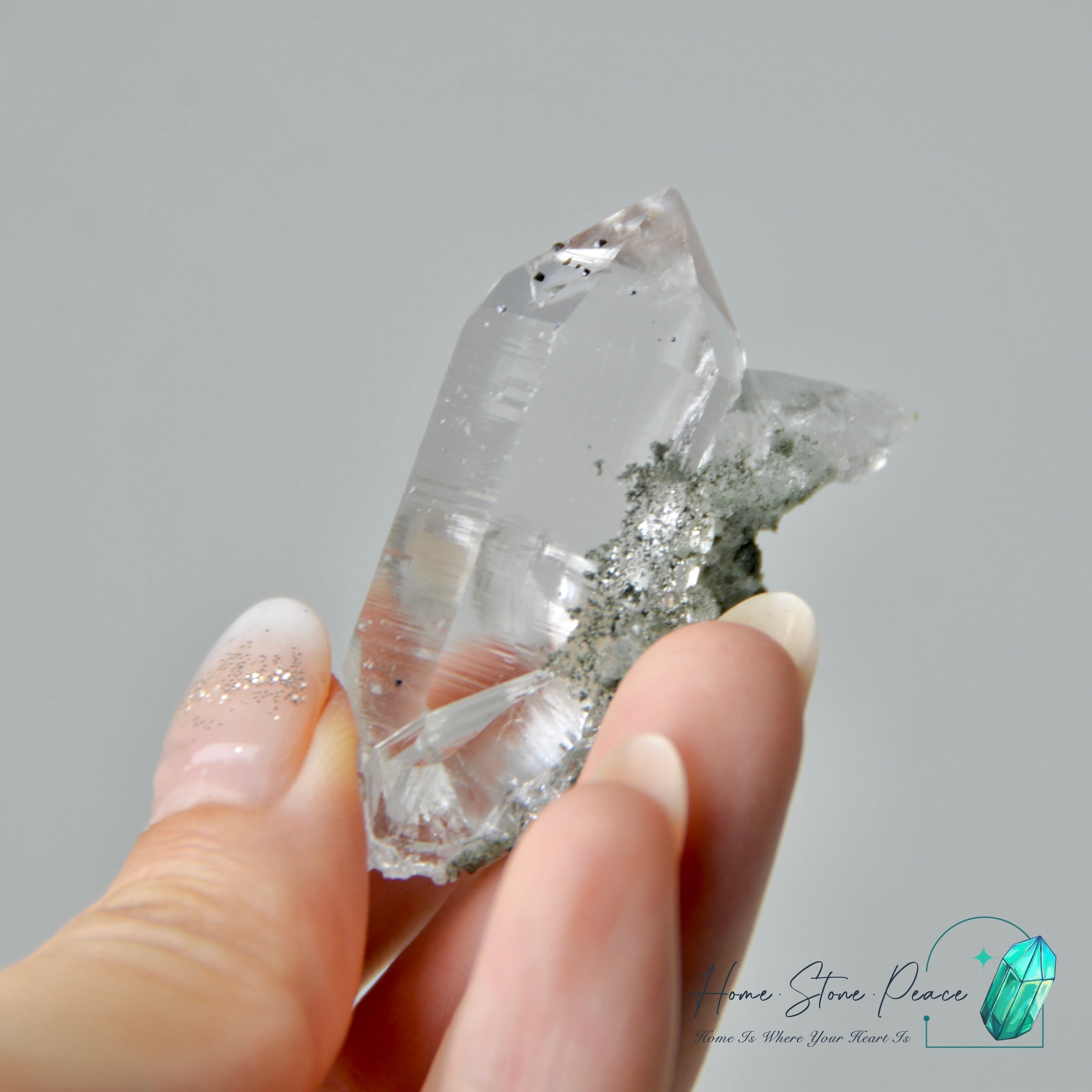 <tc>グリーンファントム入りヒマラヤ水晶（クローライト）</tc>