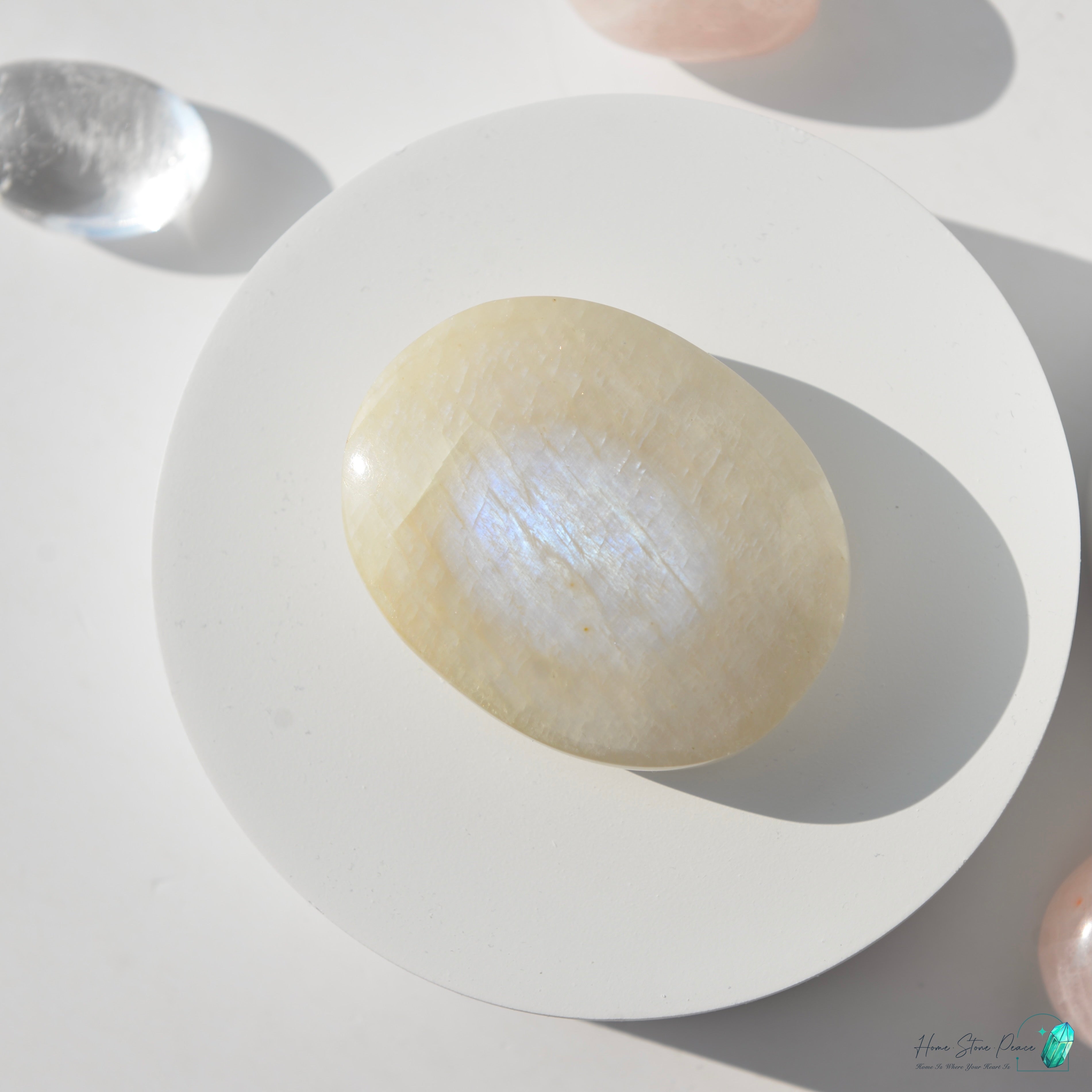 タン桑尼亞月光石手握り石 タンザニア産ムーンストーン パームストーン