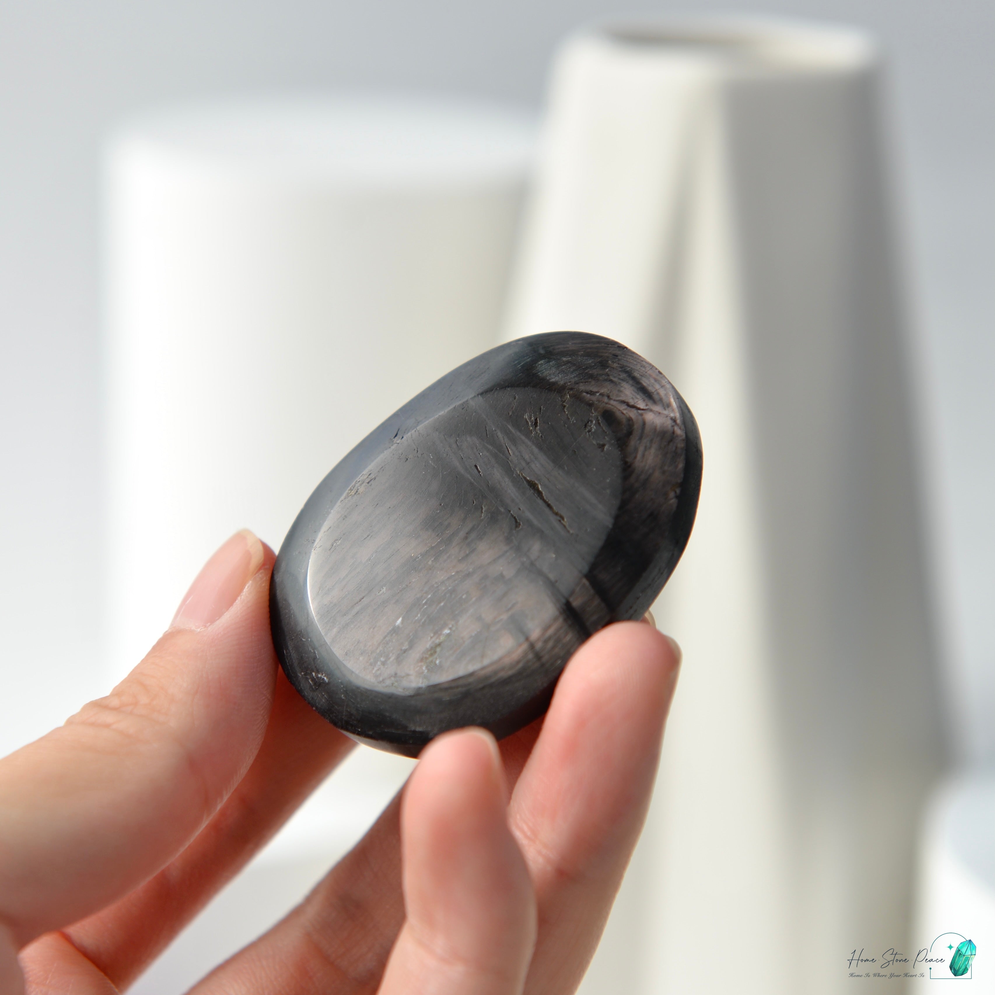 蘇輝石（金運石）手握り石 Hypersthene Palm Stone