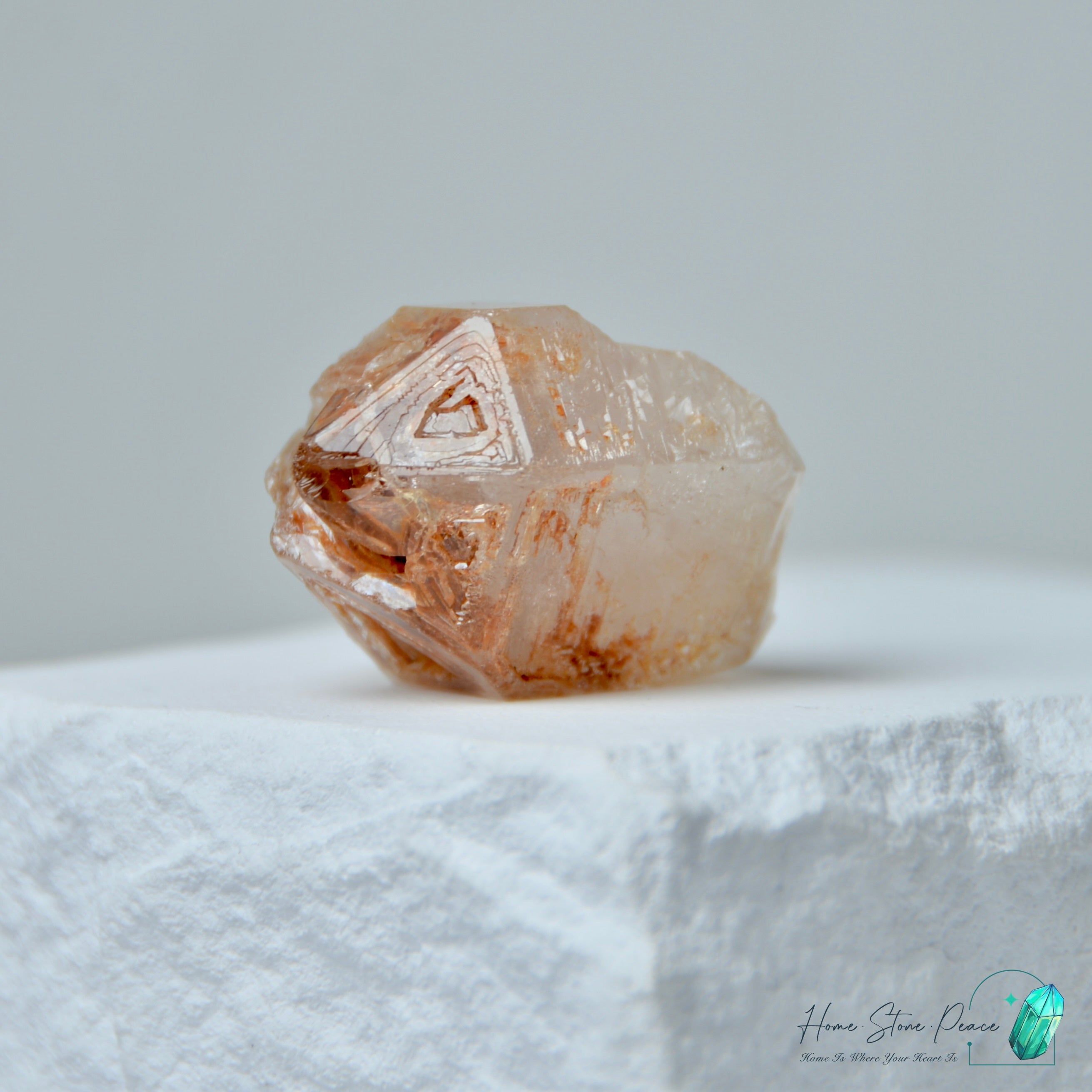 馬達加斯加紅泥骸骨水晶原石 Madagascar Red Mud Skeletal Quartz