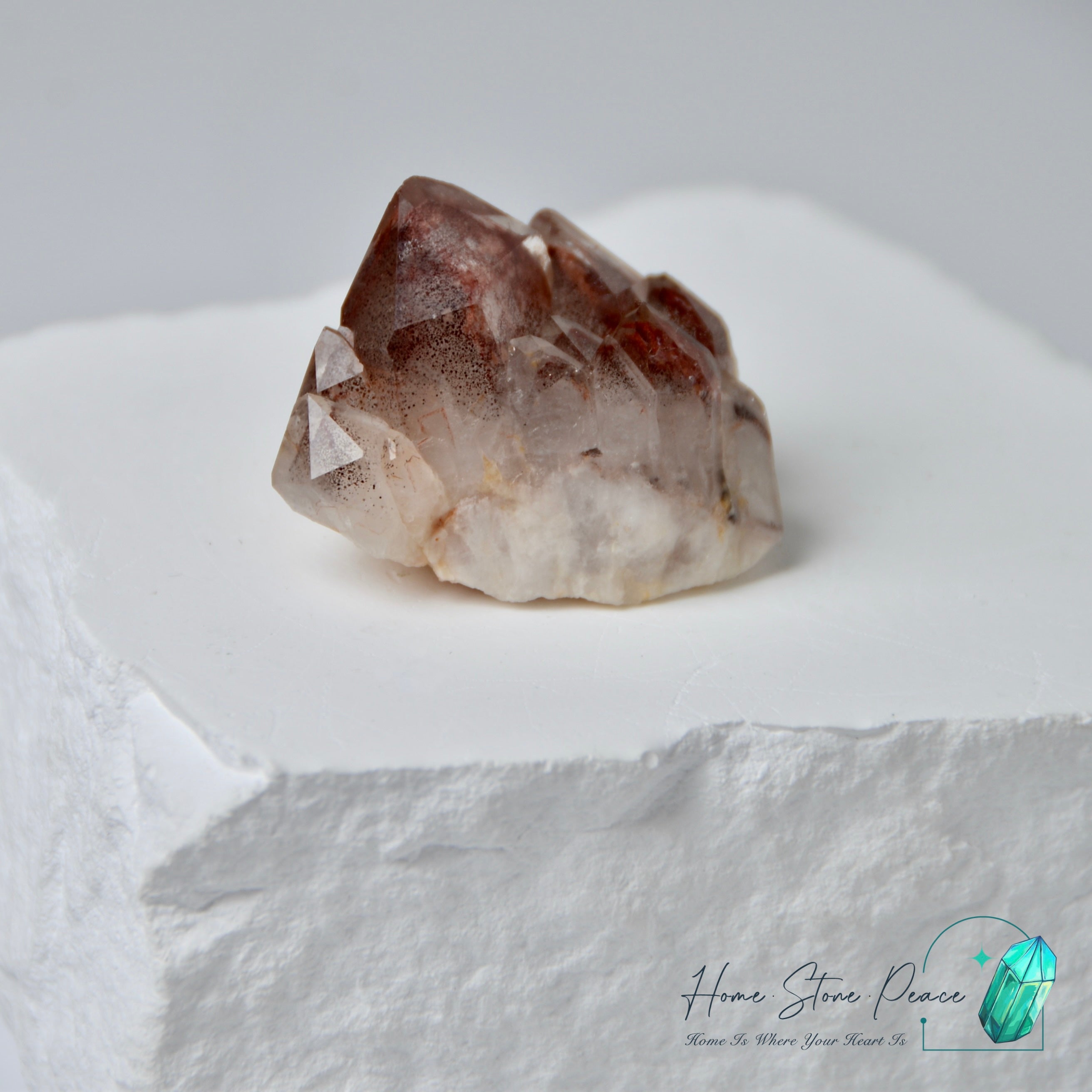 馬達加斯加紅幽靈水晶簇 Madagascar Red Phantom Cluster