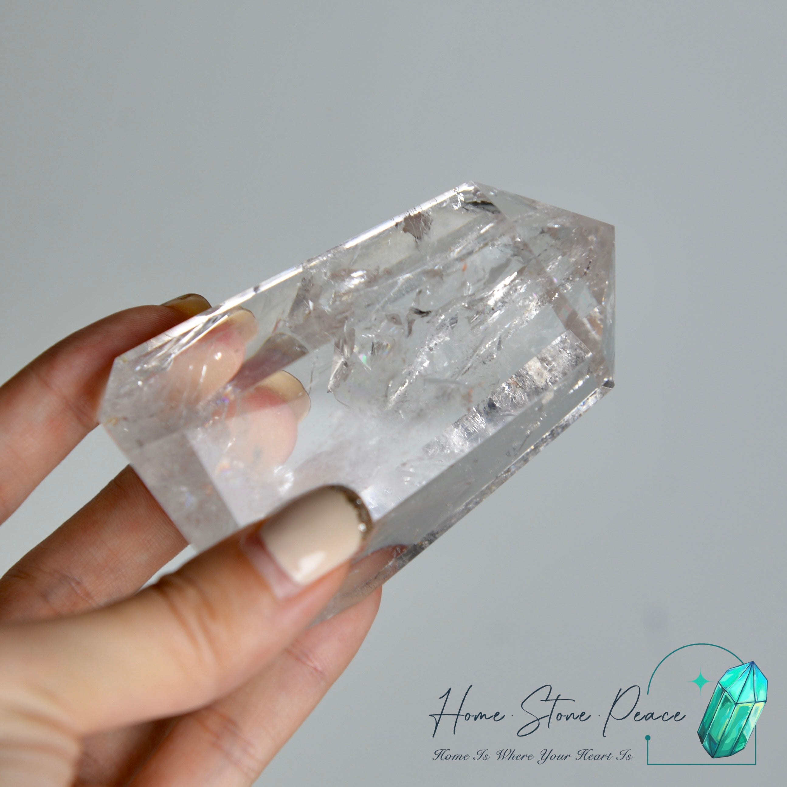 白水晶柱 Clear Quartz Tower