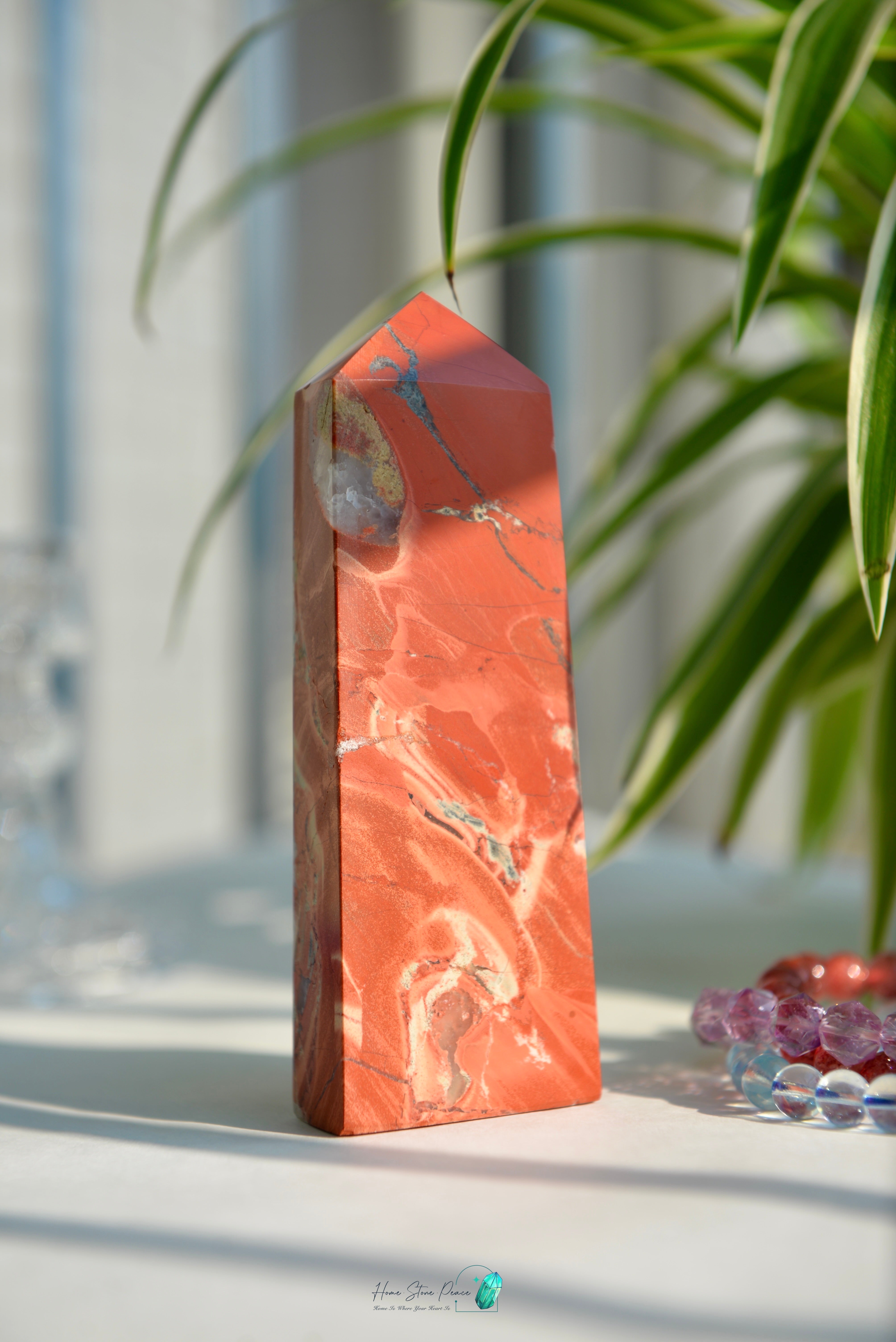 紅碧玉柱 Red Jasper Tower