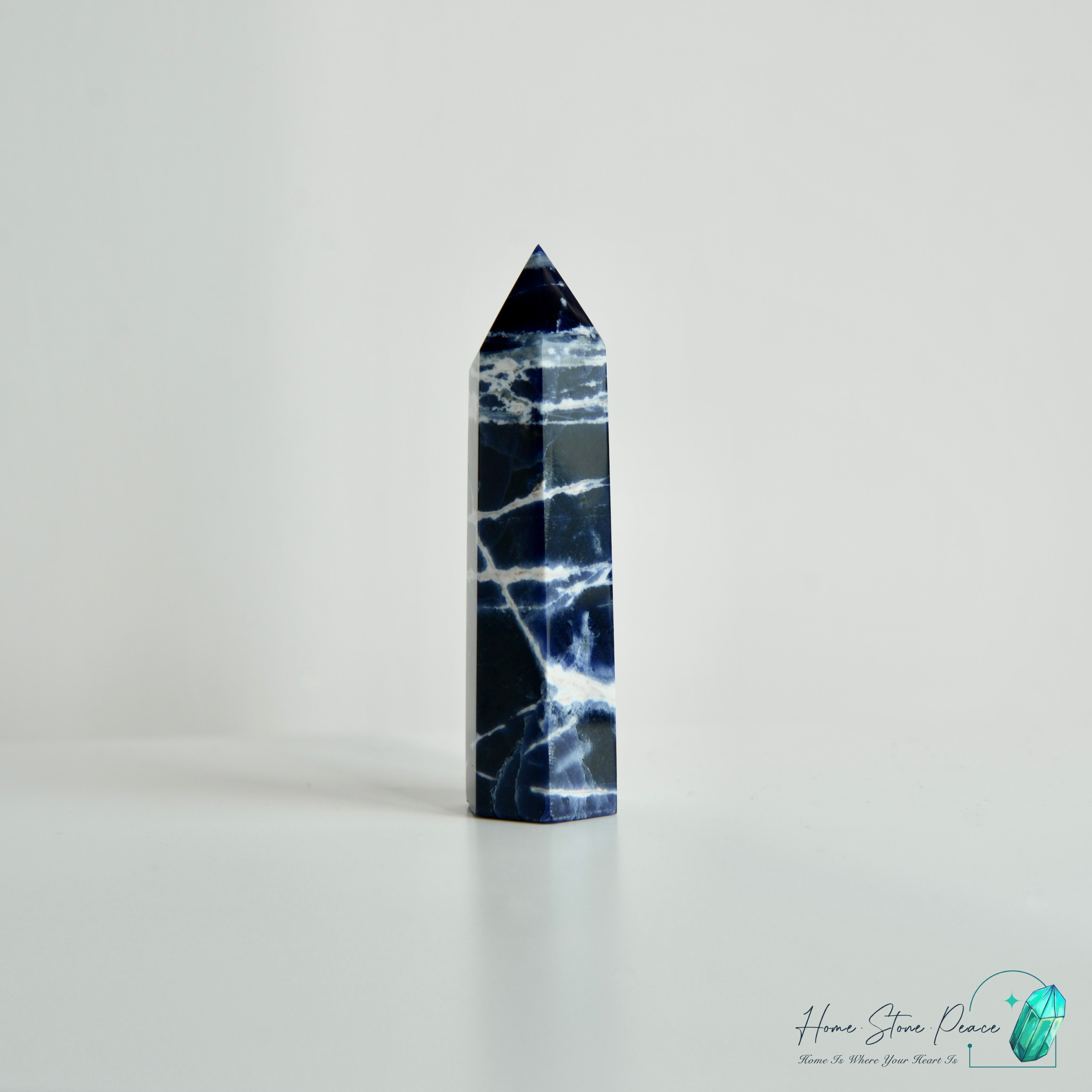 藍紋石柱 Sodalite Point