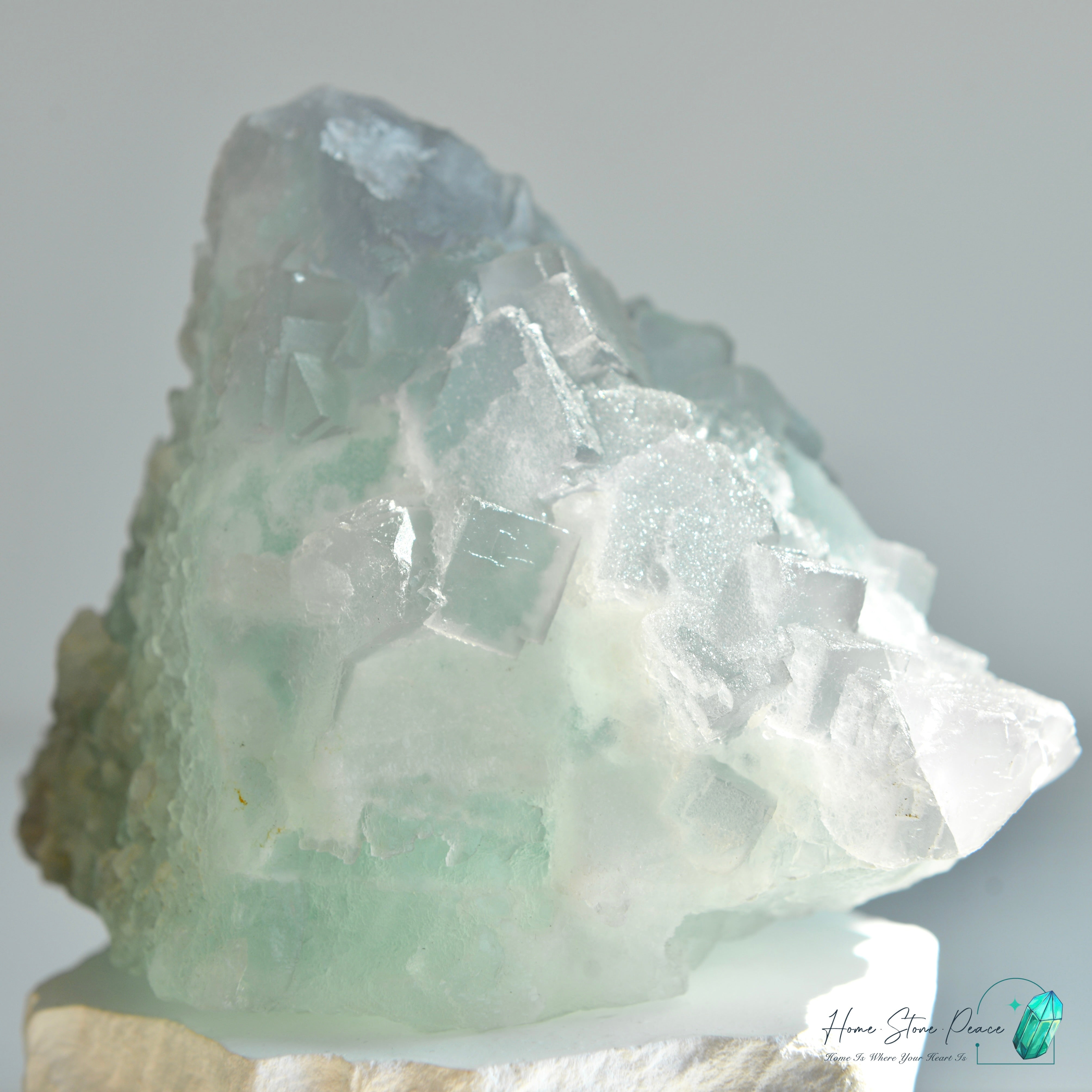 綠紫螢石小山丘連底座 Green and Purple Fluorite Mountain with Stand