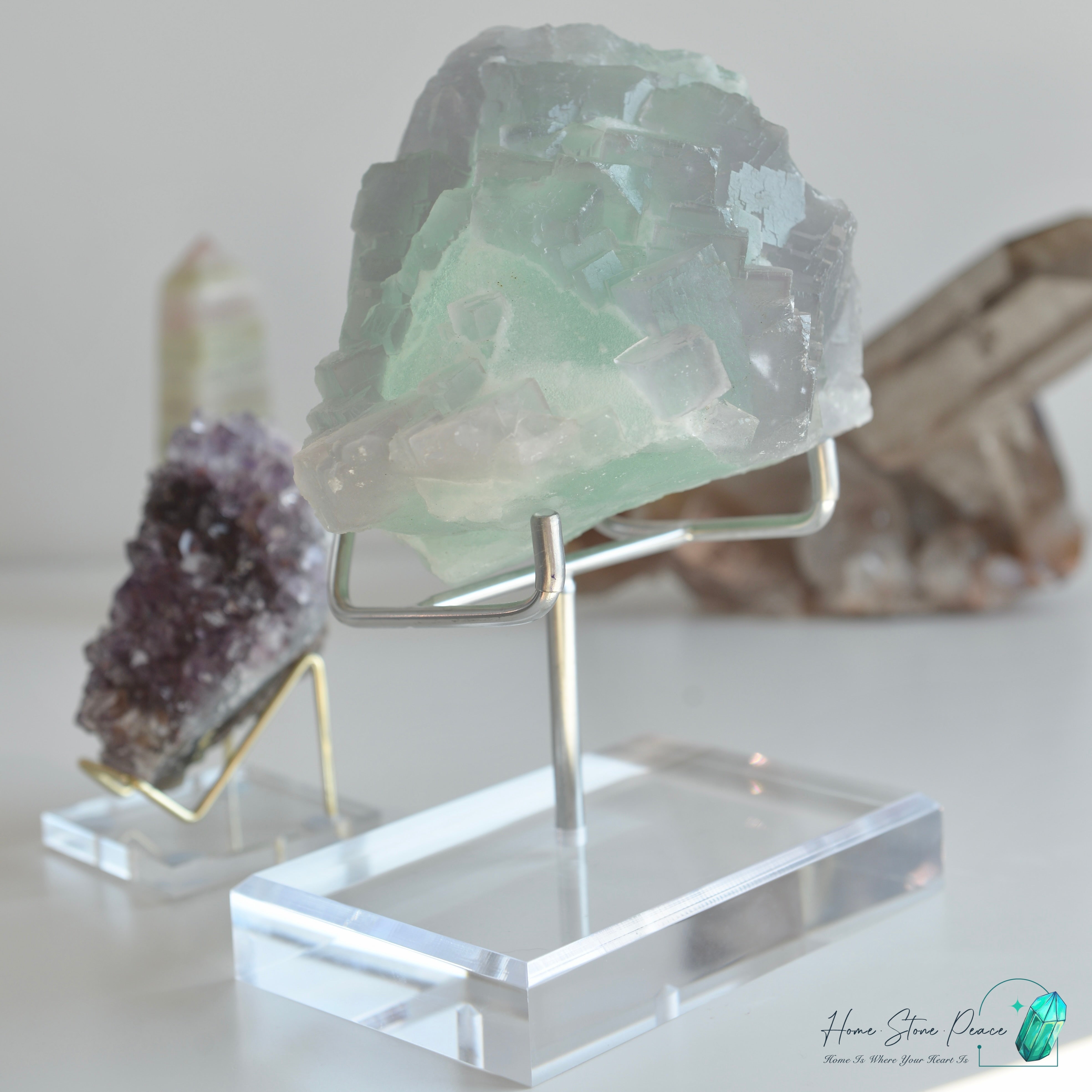 綠紫螢石小山丘連底座 Green and Purple Fluorite Mountain with Stand