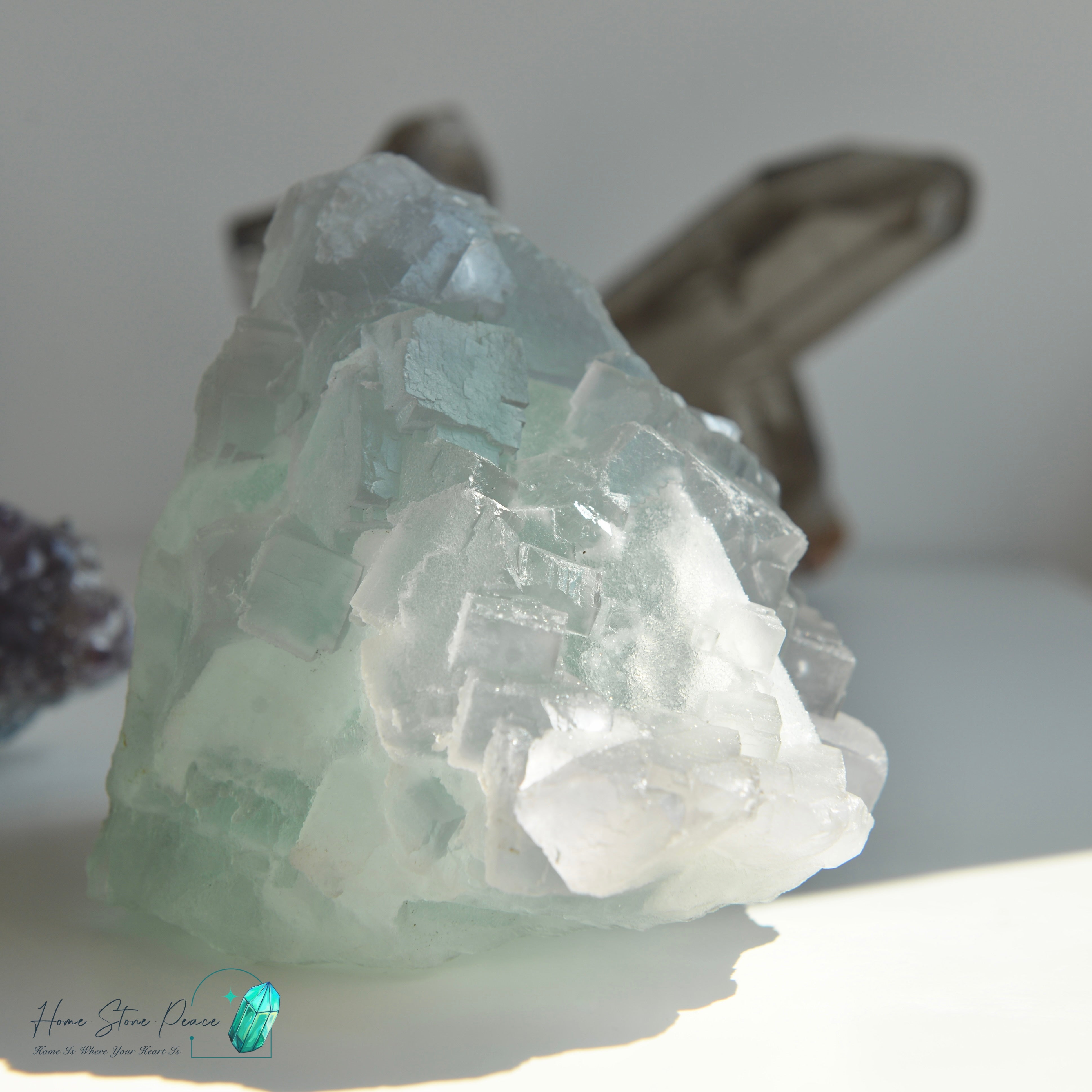 綠紫螢石小山丘連底座 Green and Purple Fluorite Mountain with Stand