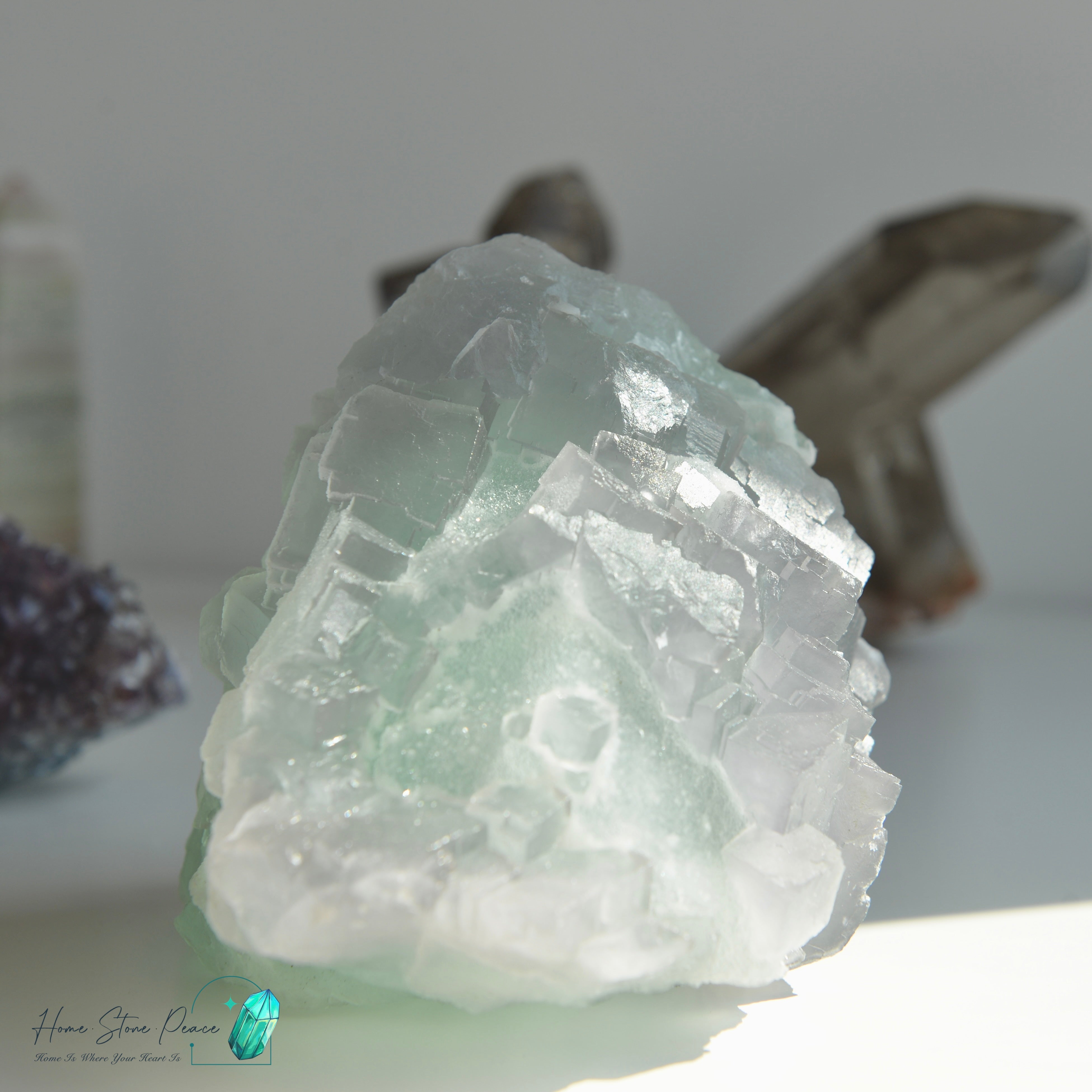 綠紫螢石小山丘連底座 Green and Purple Fluorite Mountain with Stand