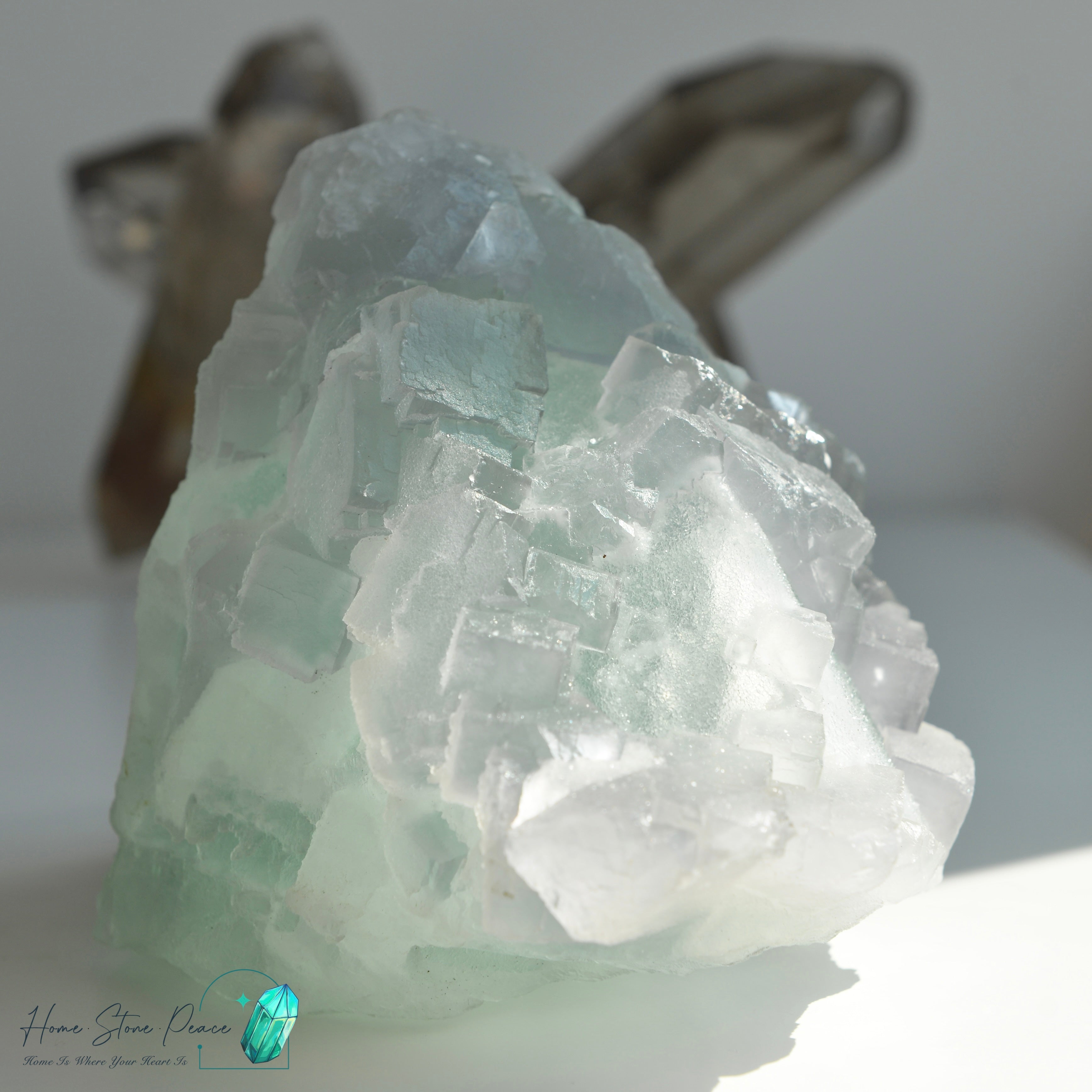 綠紫螢石小山丘連底座 Green and Purple Fluorite Mountain with Stand