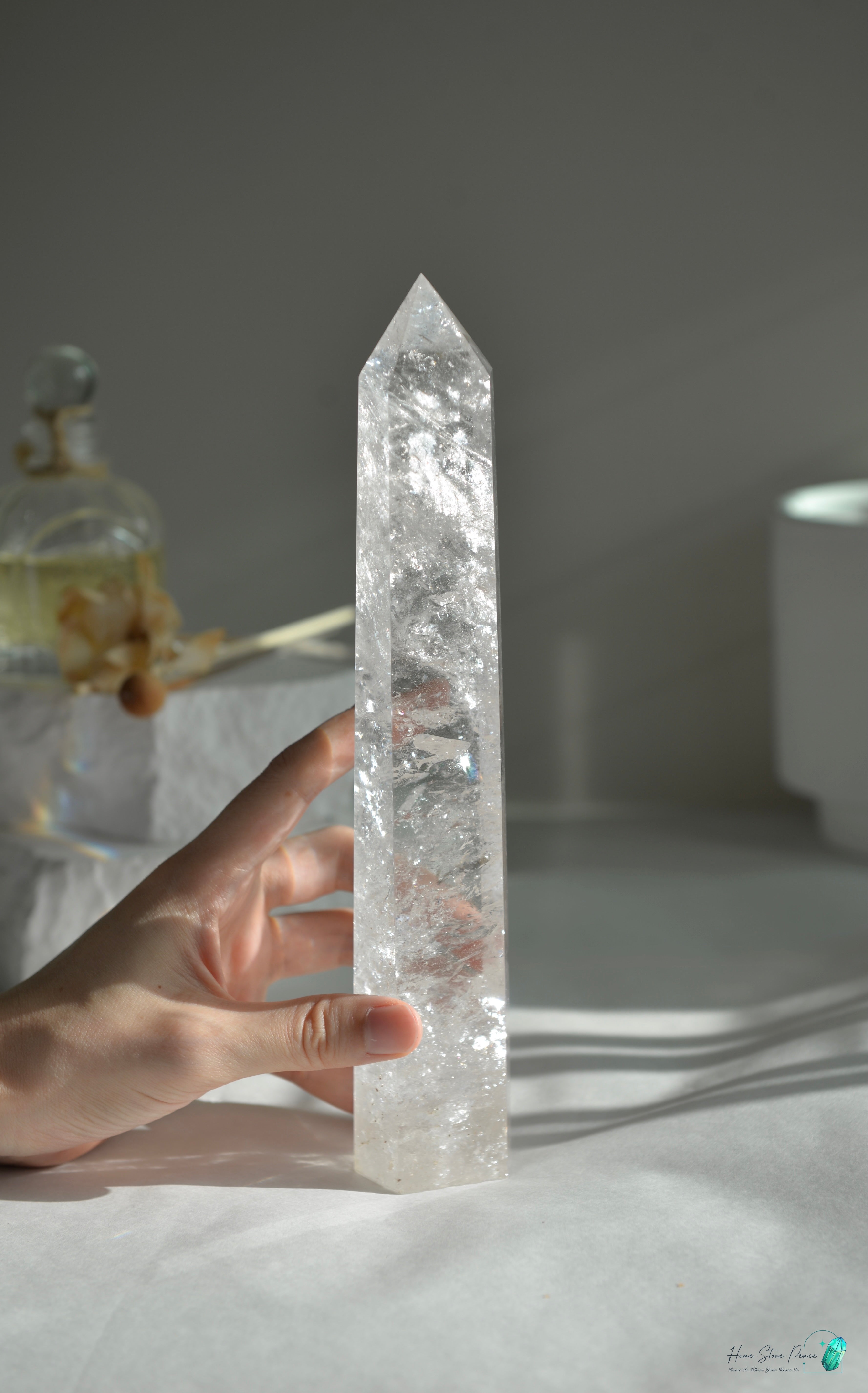 白水晶柱(大) Large Clear Quartz Tower