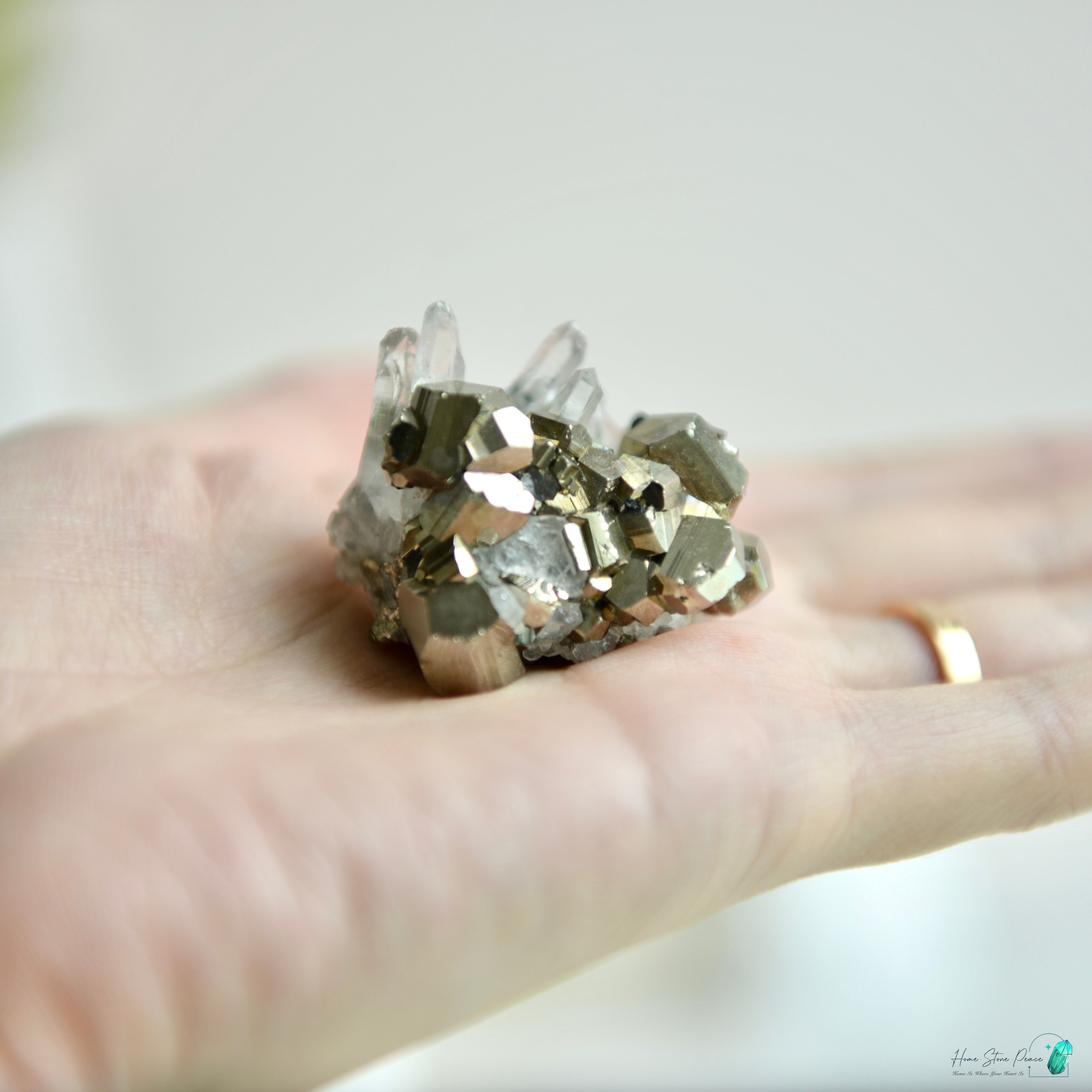 インド黃鐵礦 インドネシア産黄鉄鉱クラスター