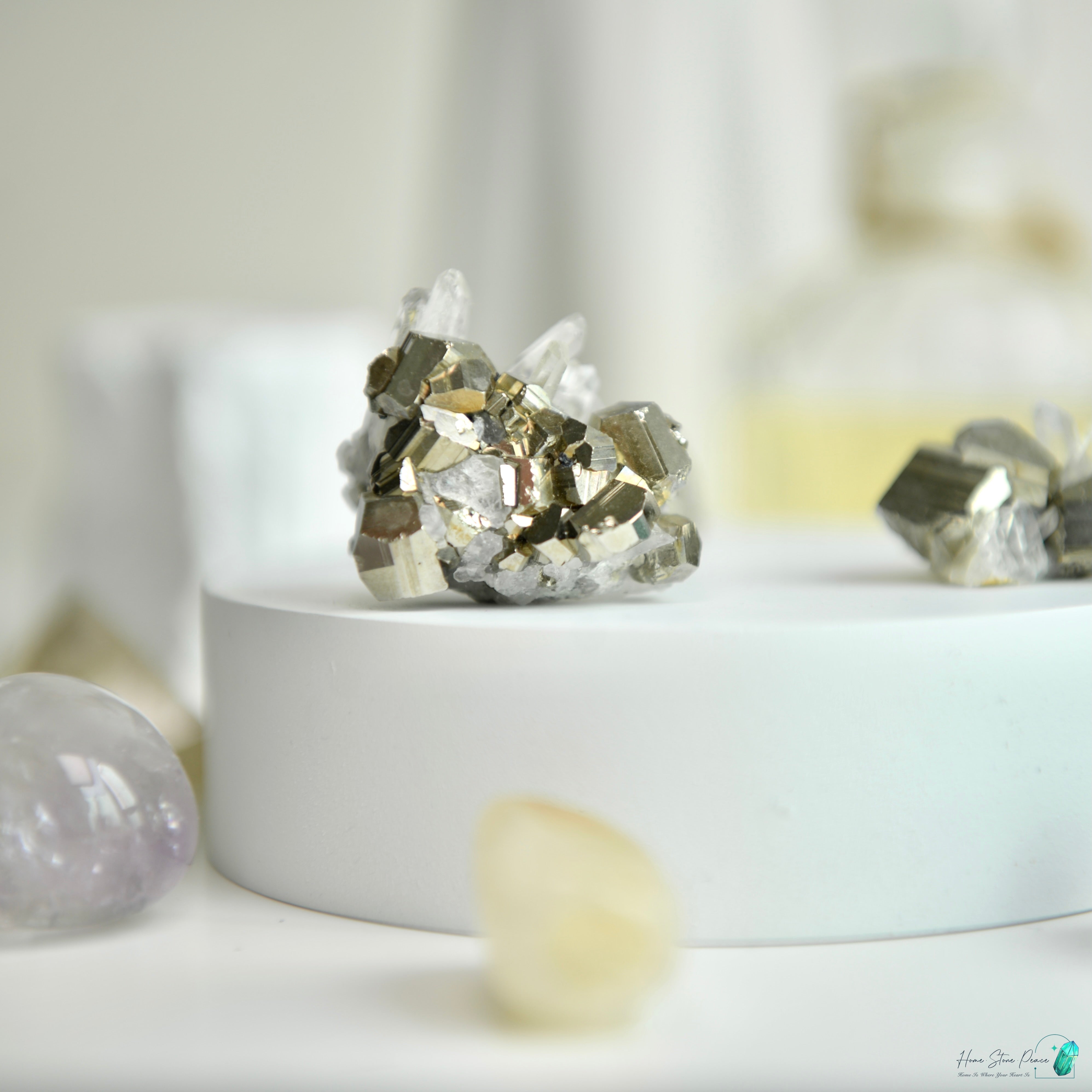 インド黃鐵礦 インドネシア産黄鉄鉱クラスター