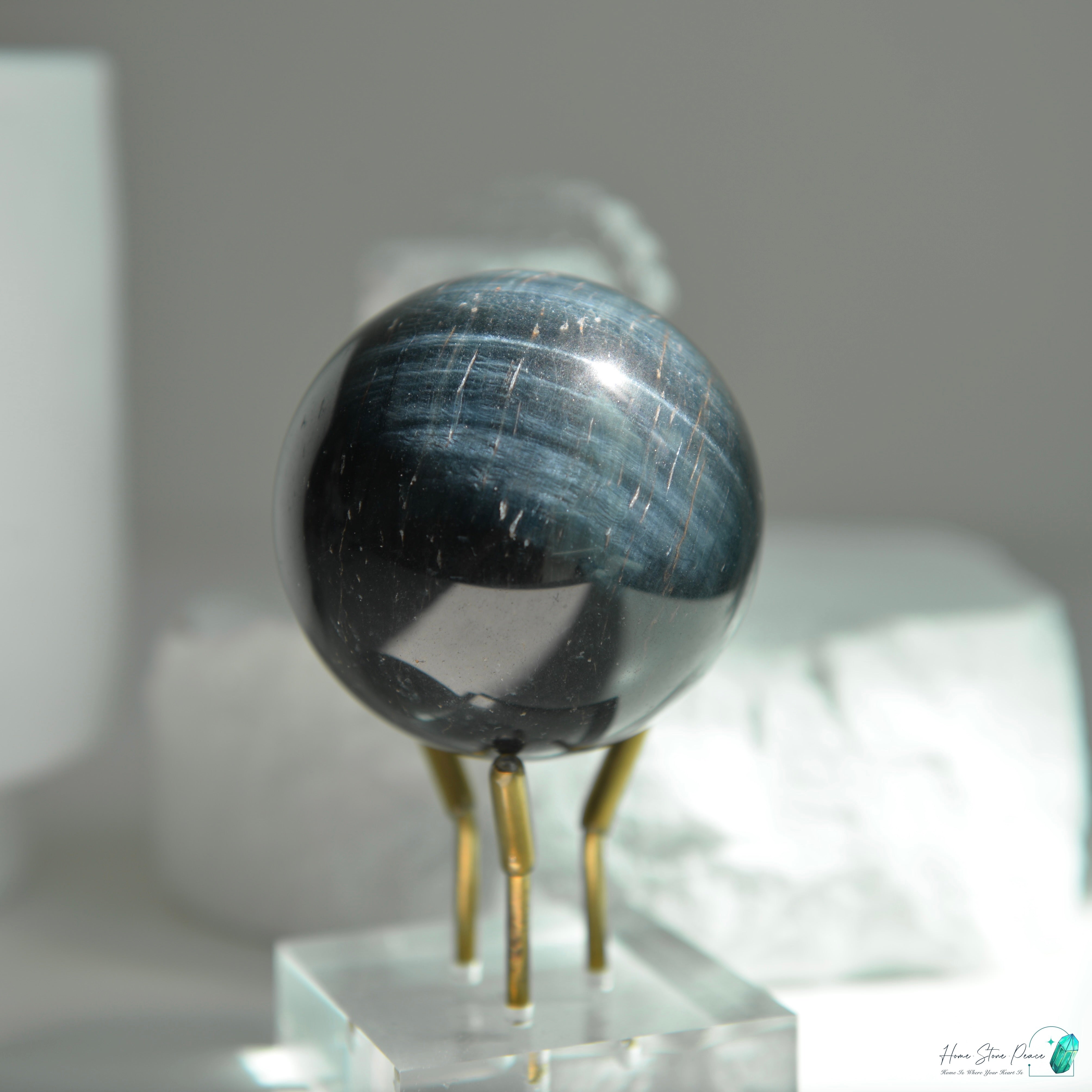 藍虎眼石球 Blue Tiger's Eye Sphere