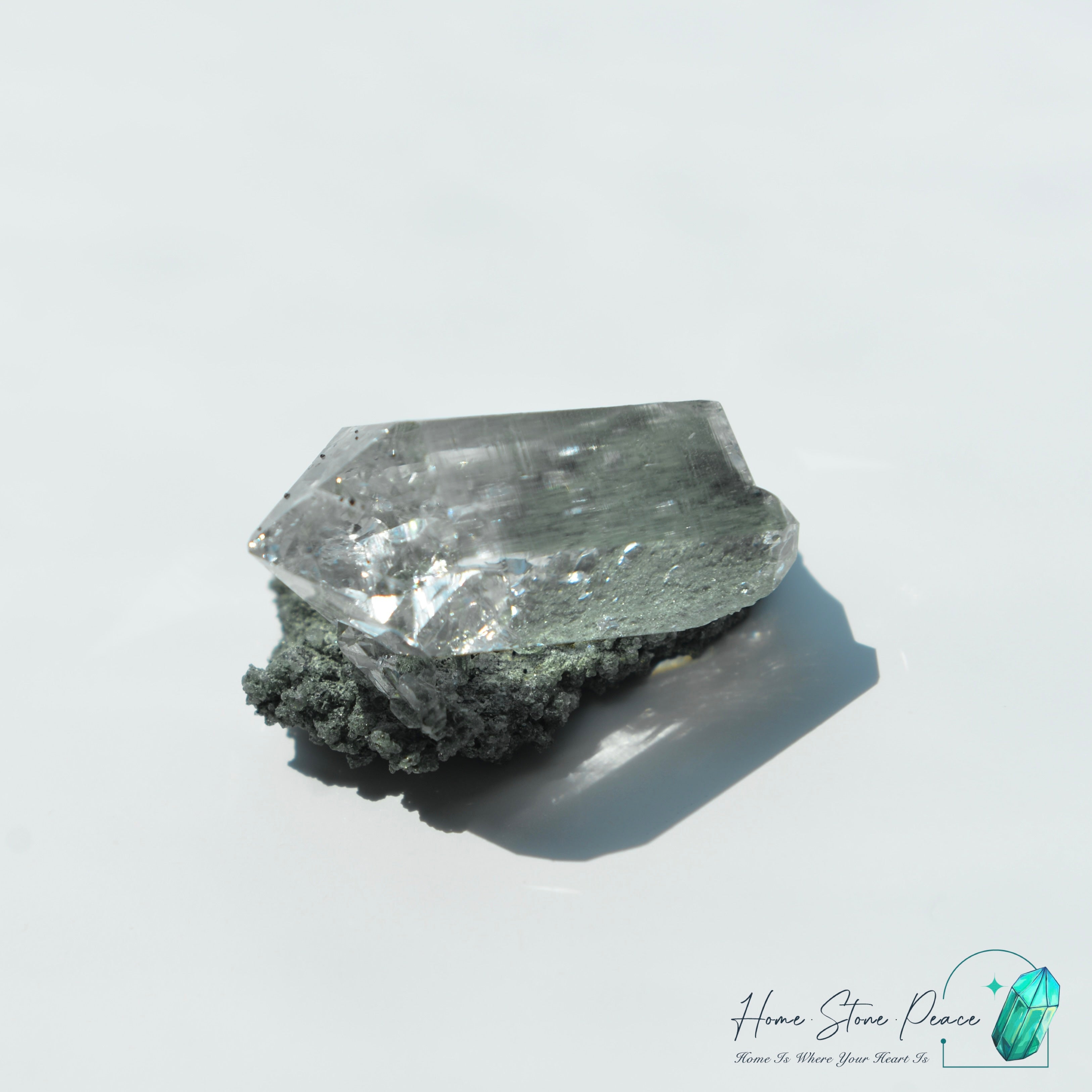 <tc>グリーンファントム入りヒマラヤ水晶（クローライト）</tc>