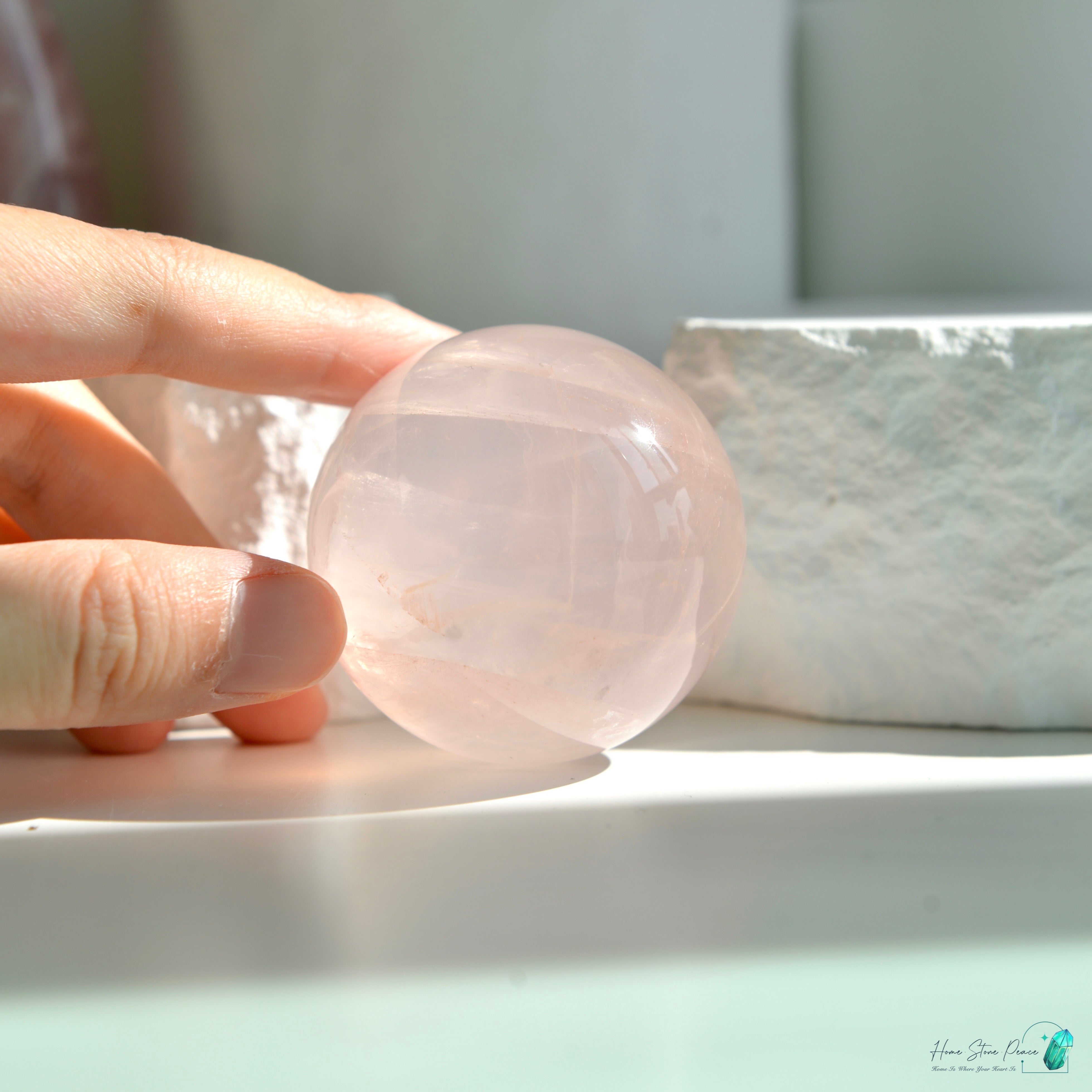 莫桑比克粉紅水晶球 Mozambique Rose Quartz Sphere