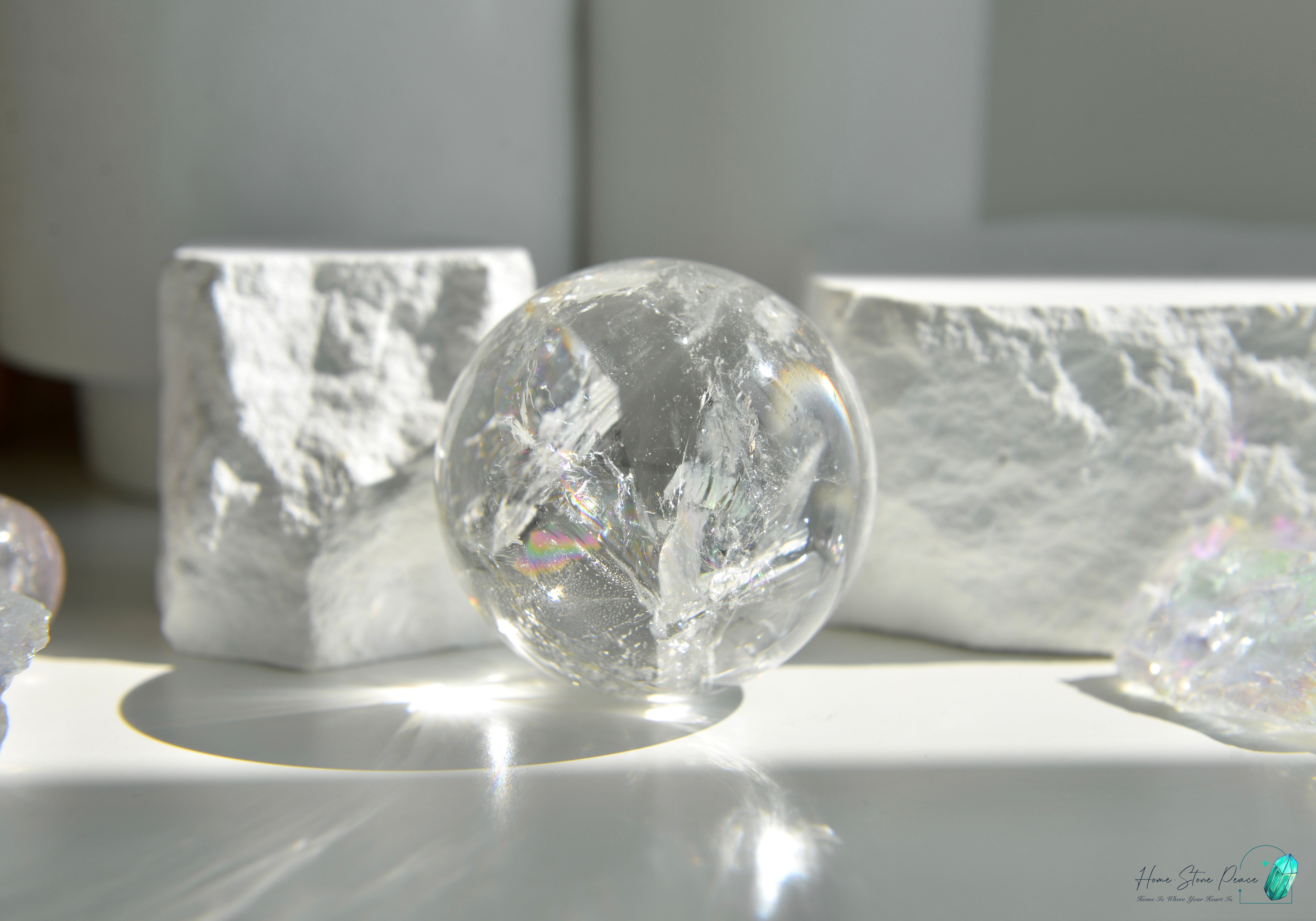 彩虹白水晶黃膠花共生水晶球 Clear Quartz Sphere with Rainbows & Golden Healer