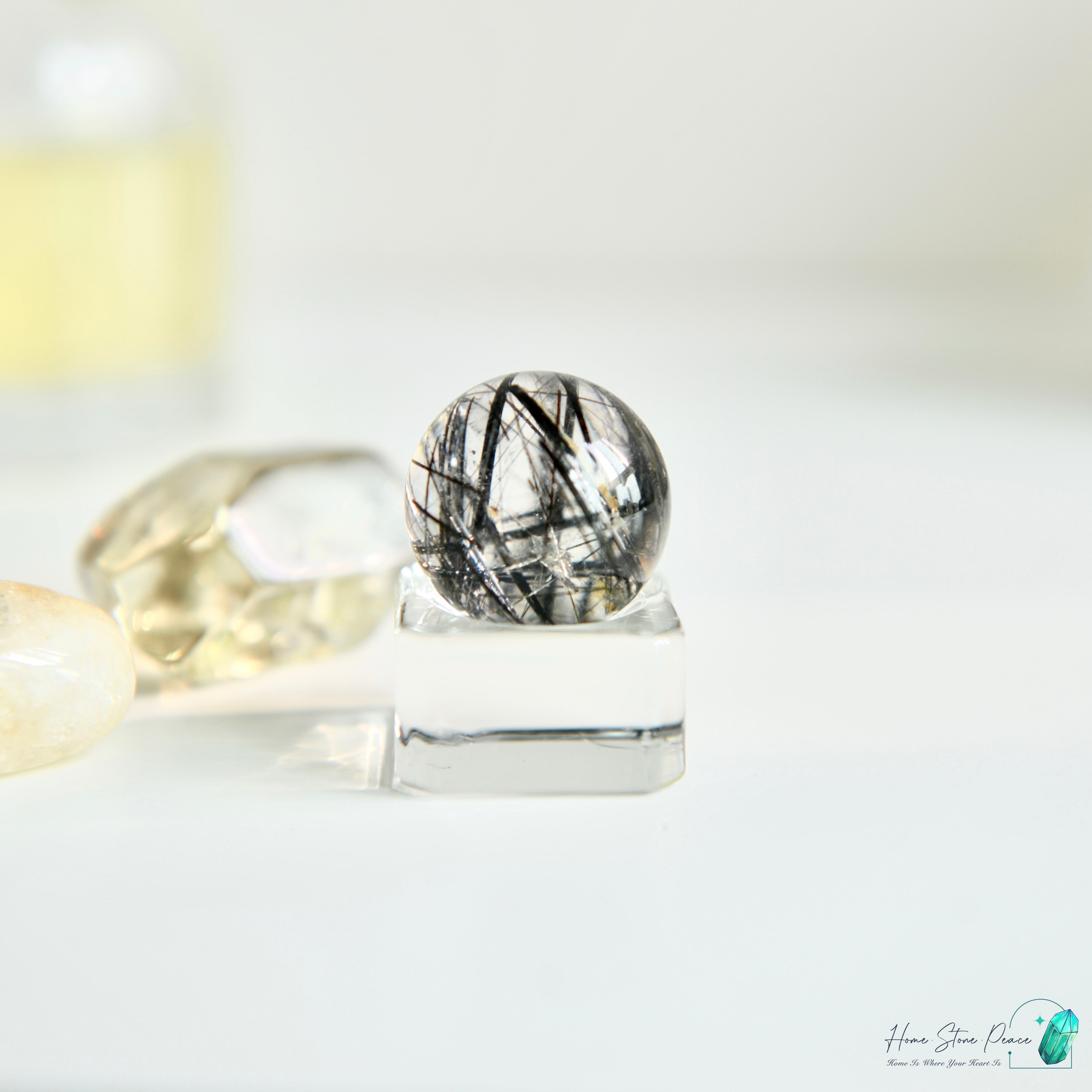 黑碧璽黑髮晶共生白水晶球 Black Tourmaline Black Rutiles in Quartz