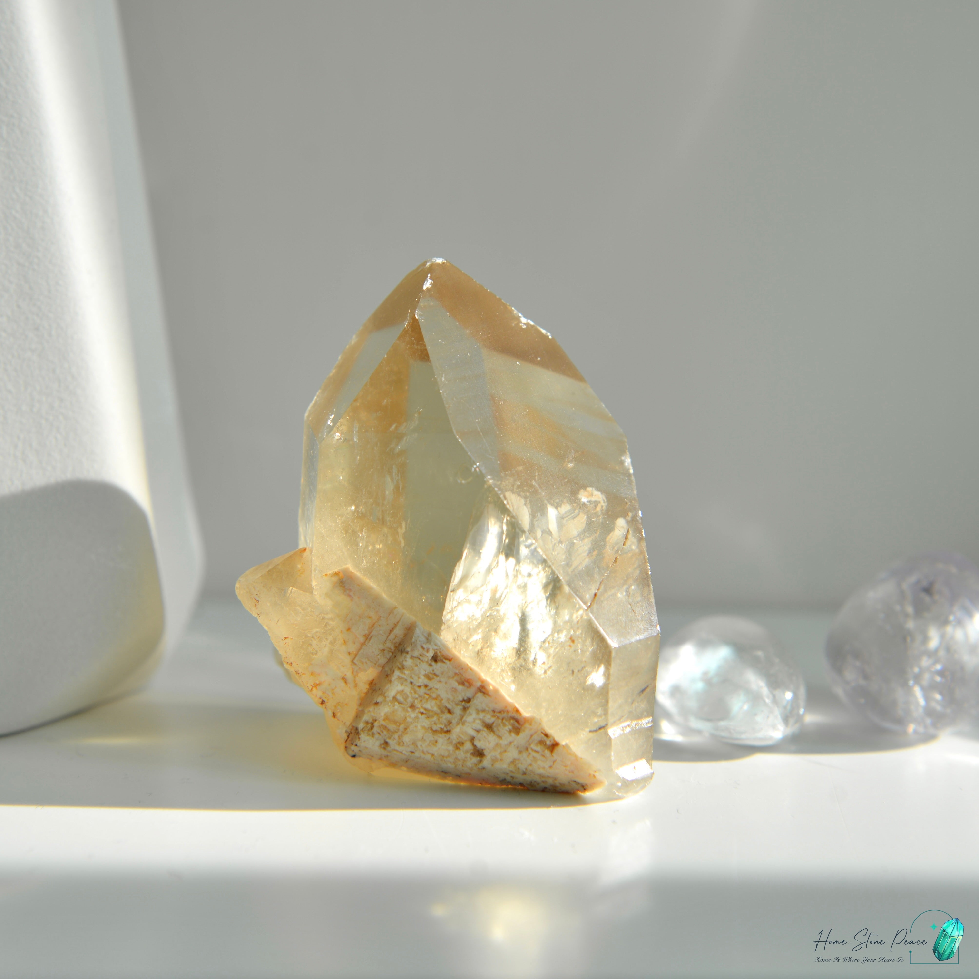 巴西蜜糖金黃水晶簇 Brazilian Honey Citrine Cluster