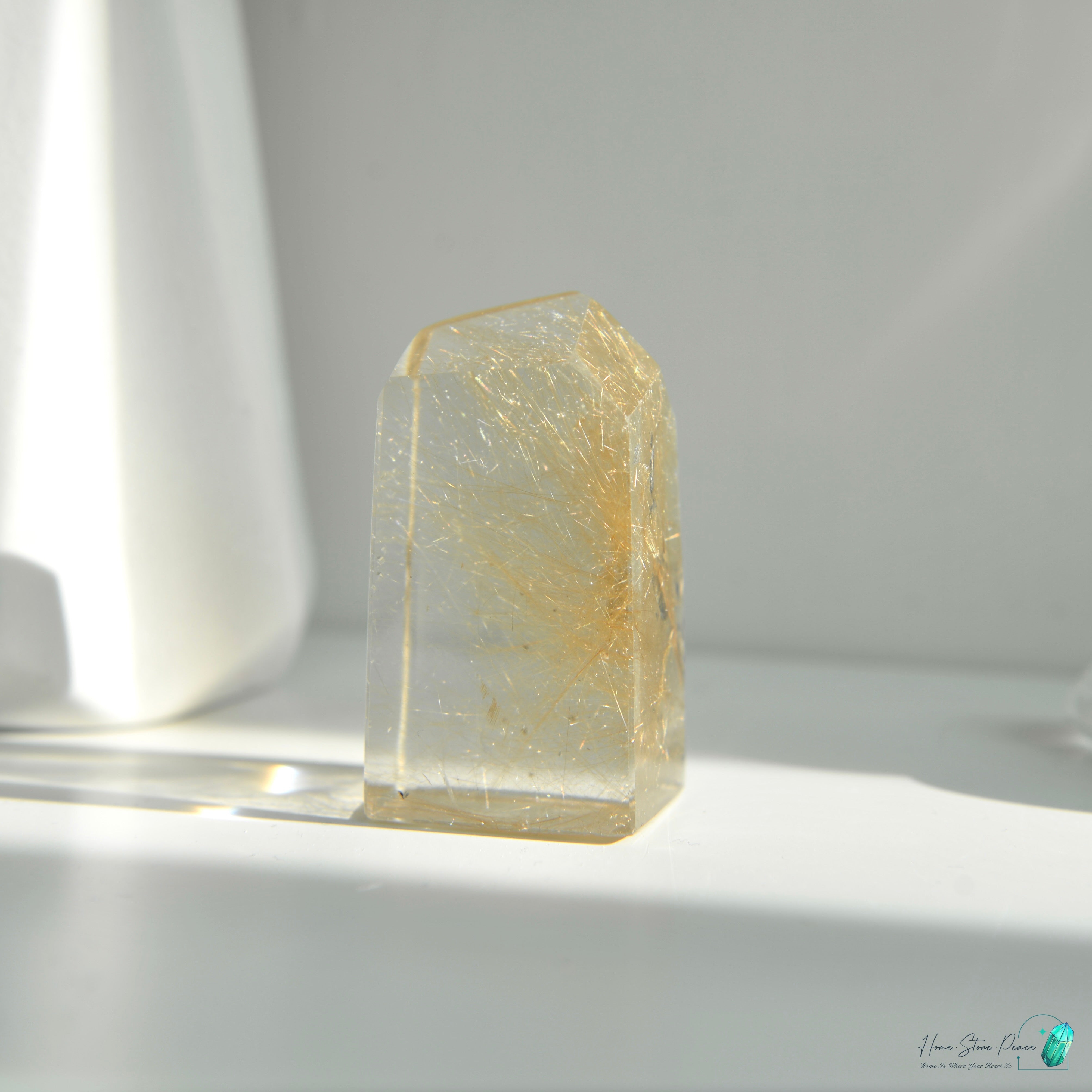 巴西金髮晶三角柱 ブラジル産ゴールドルチル三角塔