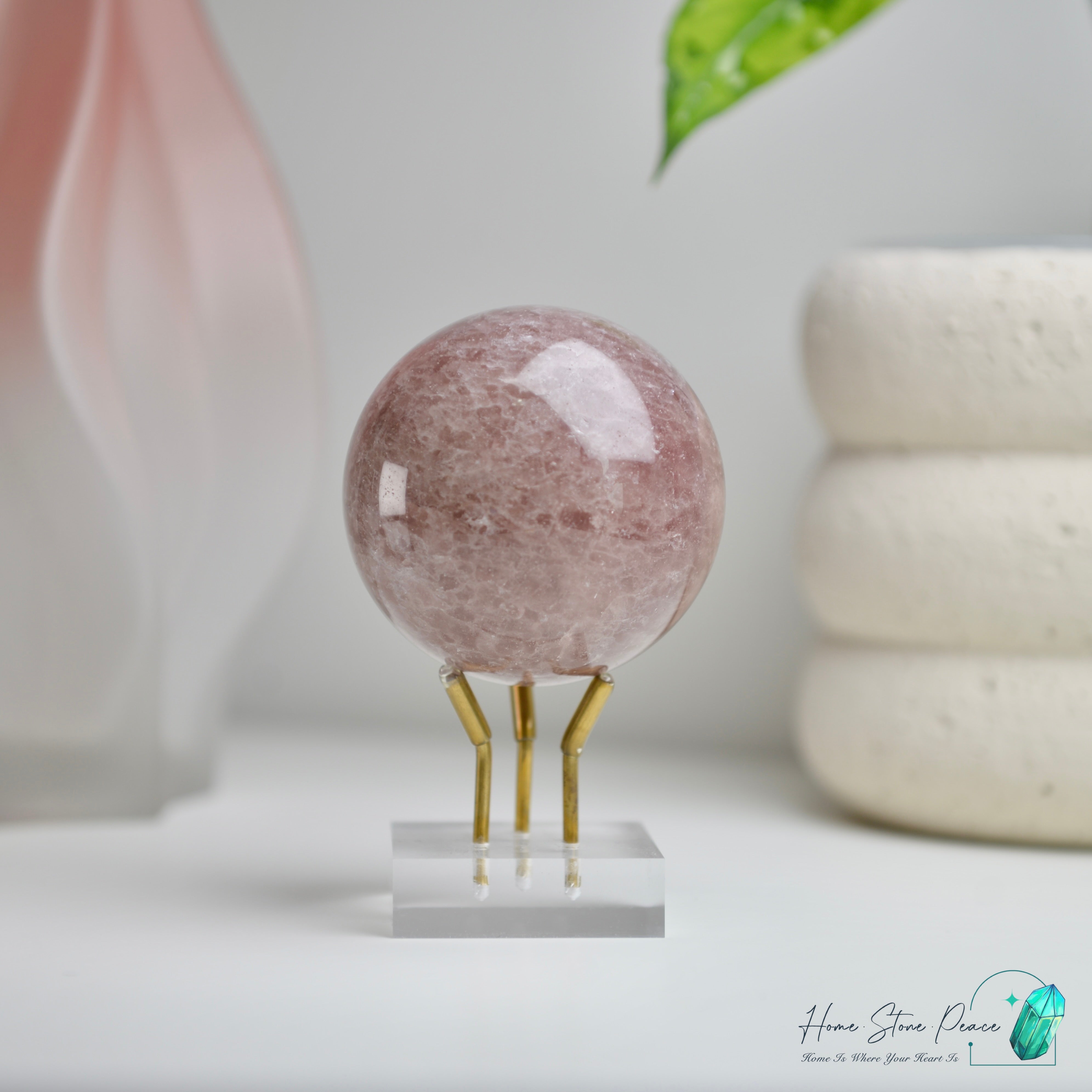草莓晶球 Strawberry Quartz Sphere
