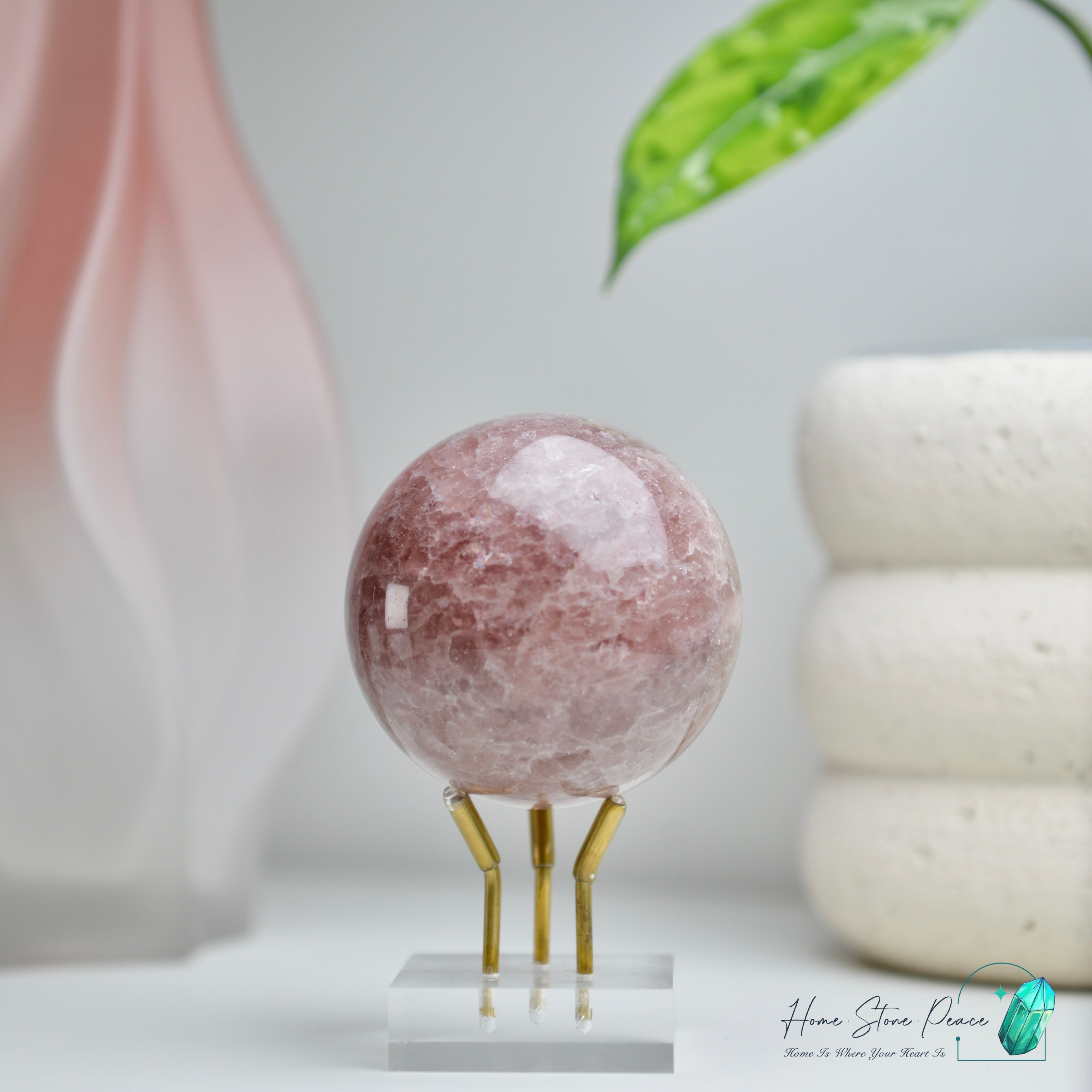 草莓晶球 Strawberry Quartz Sphere