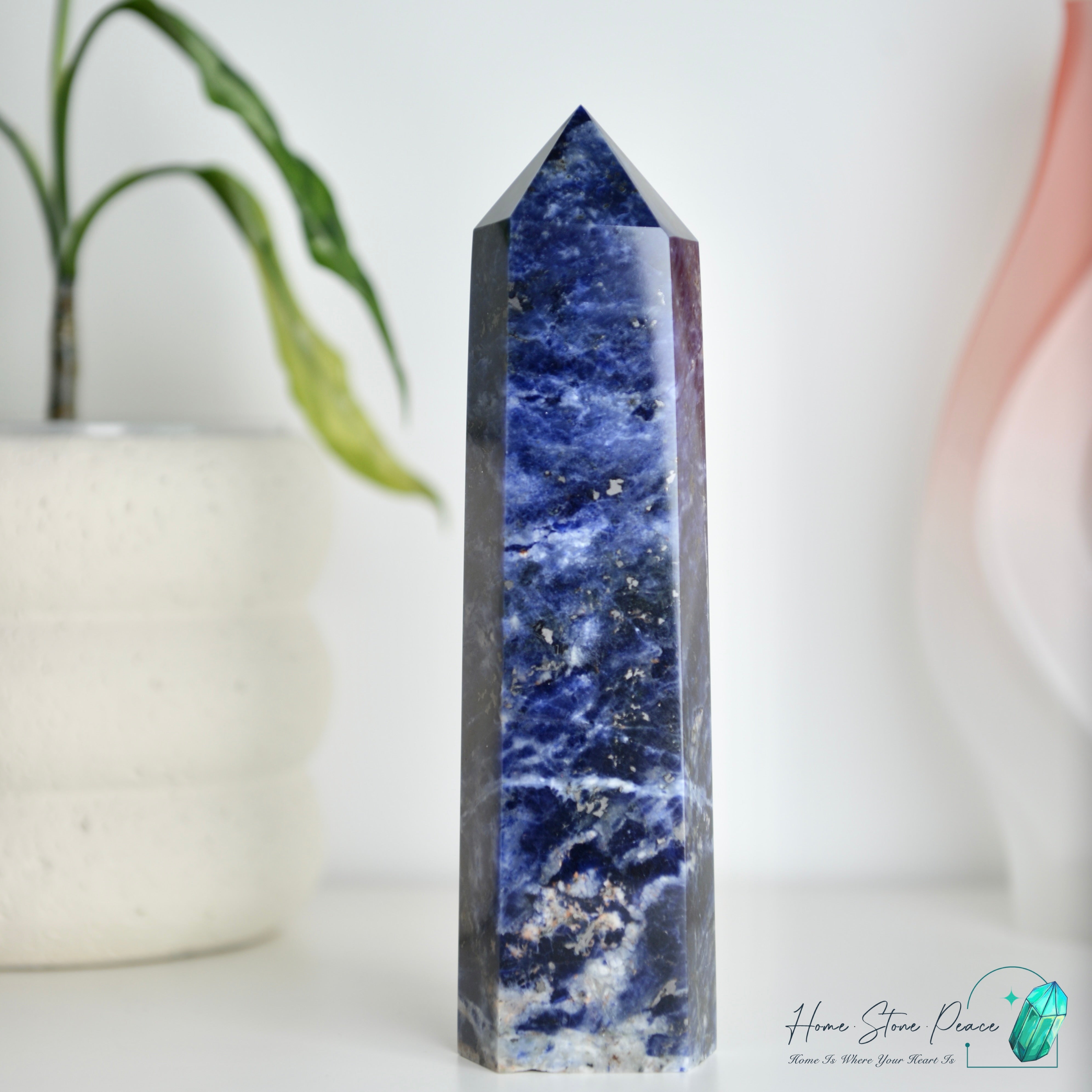 藍紋石柱(大）Large Sodalite Tower