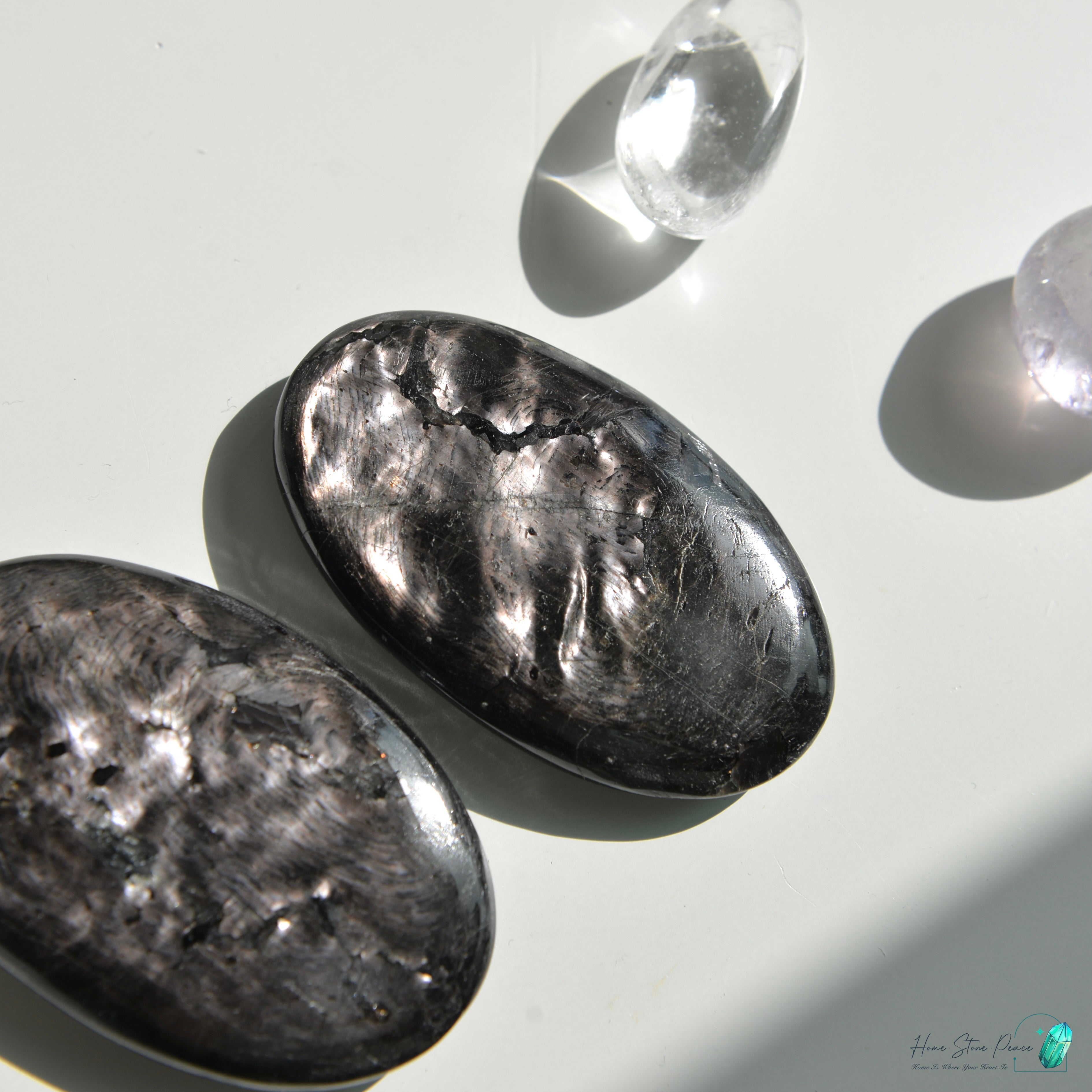 蘇輝石（金運石）手握り石 Hypersthene Palm Stone