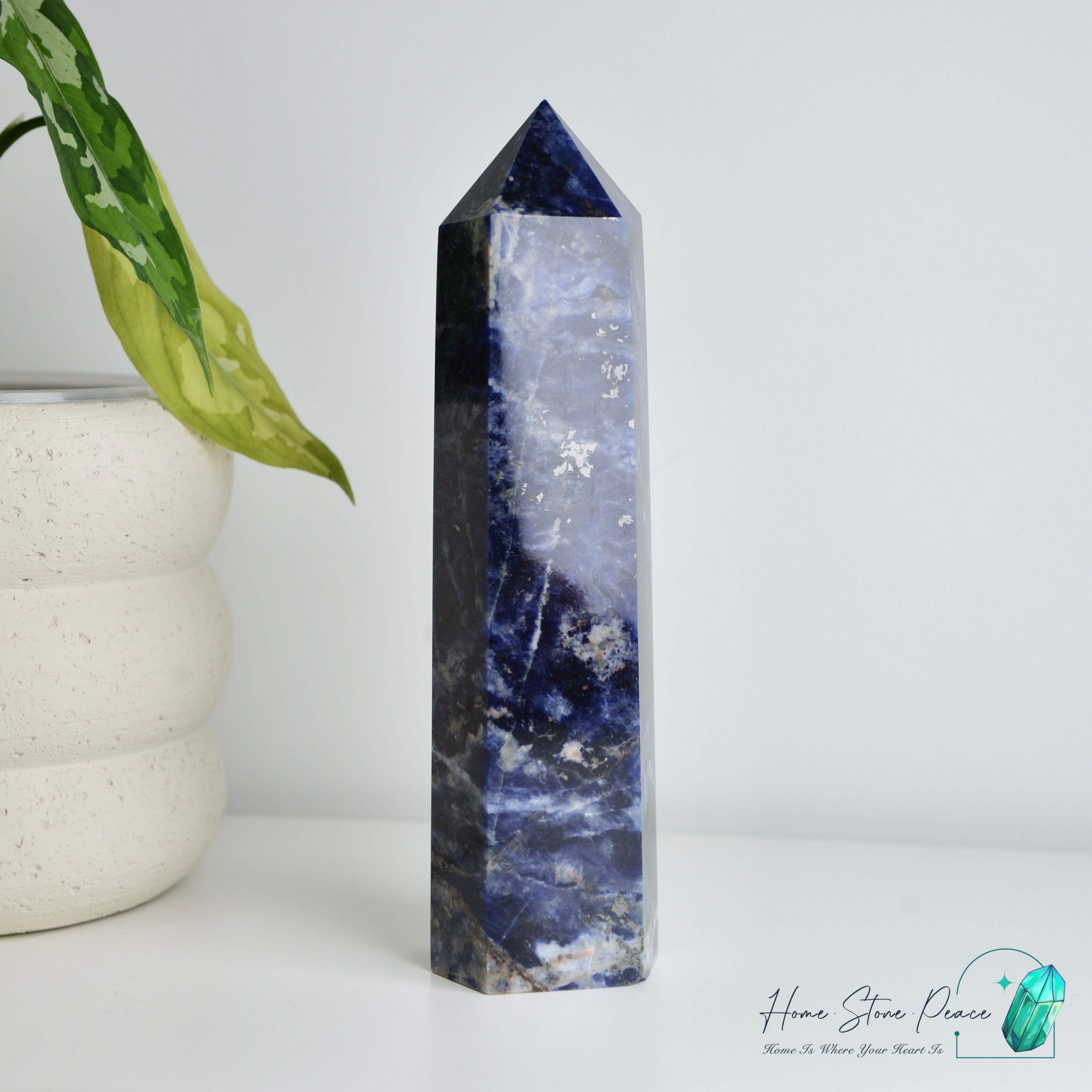 藍紋石柱(大）Large Sodalite Tower